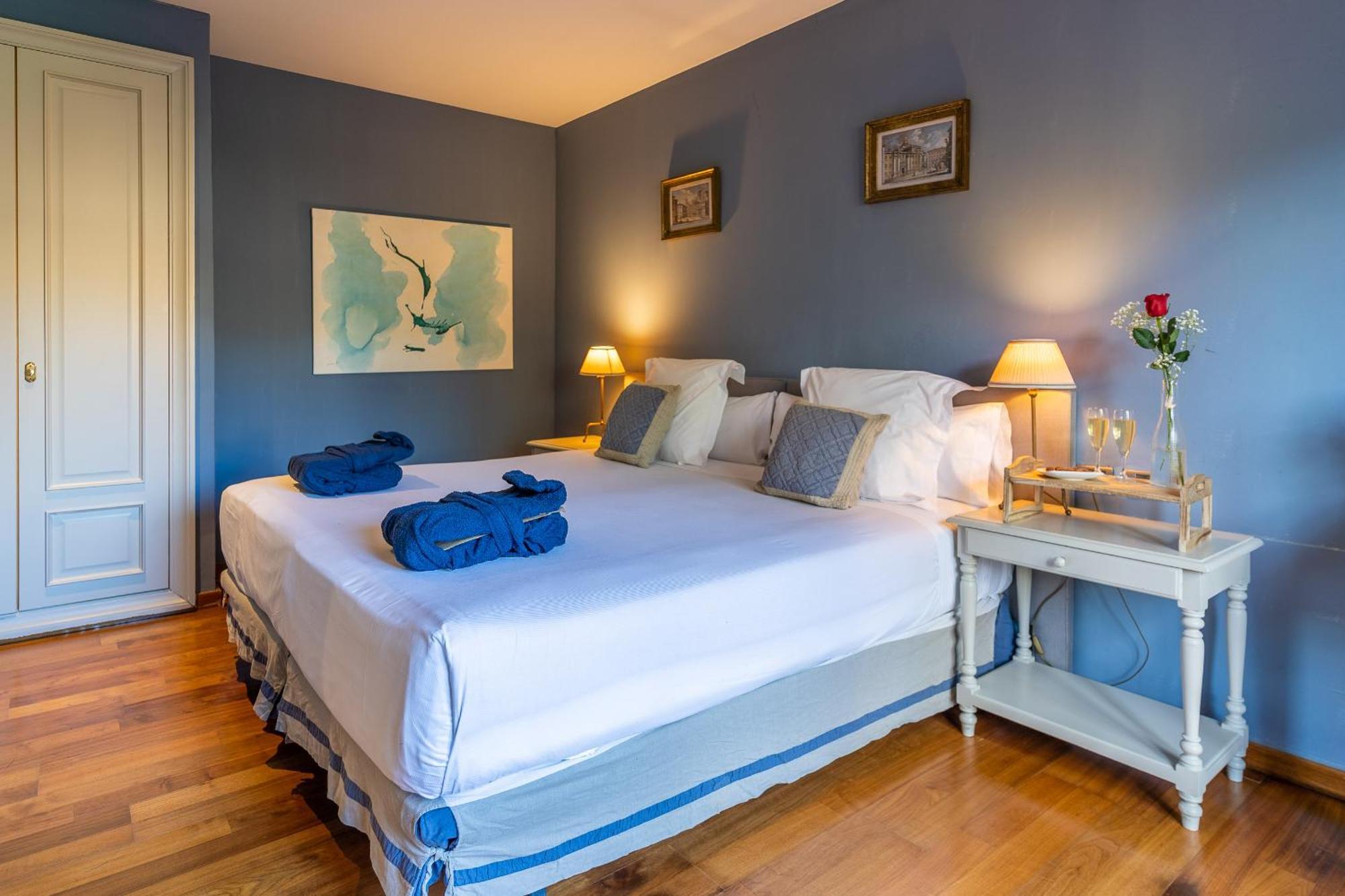 Double Room,1612954663:JPEG