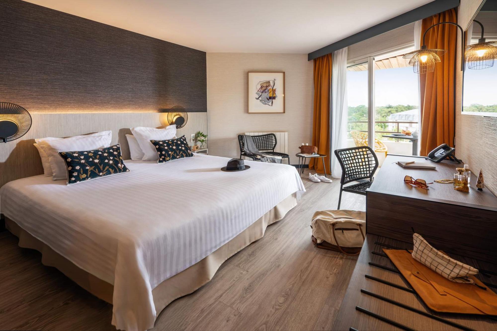 Comfort Room Balcony