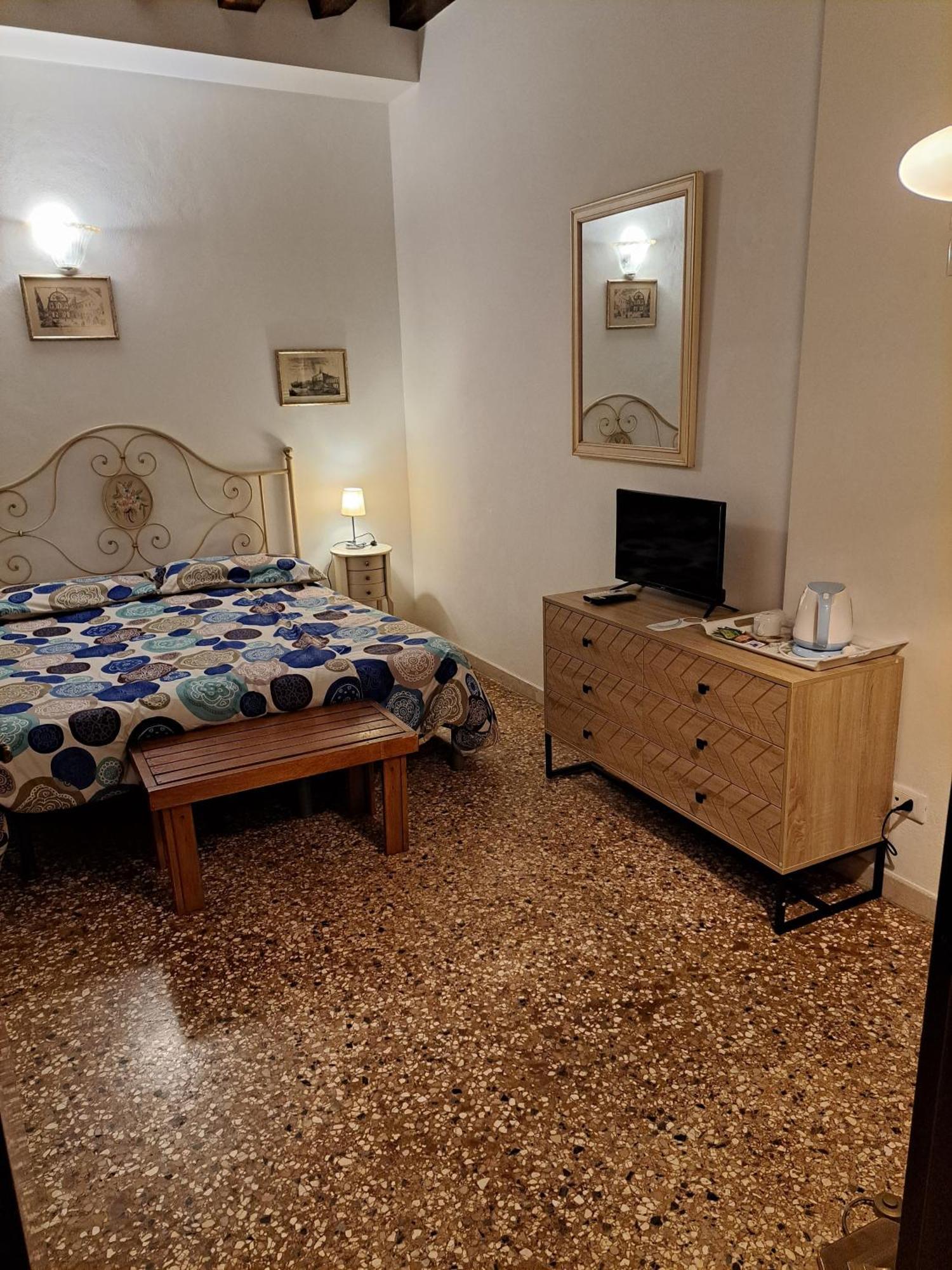 Double or Twin Room Annex