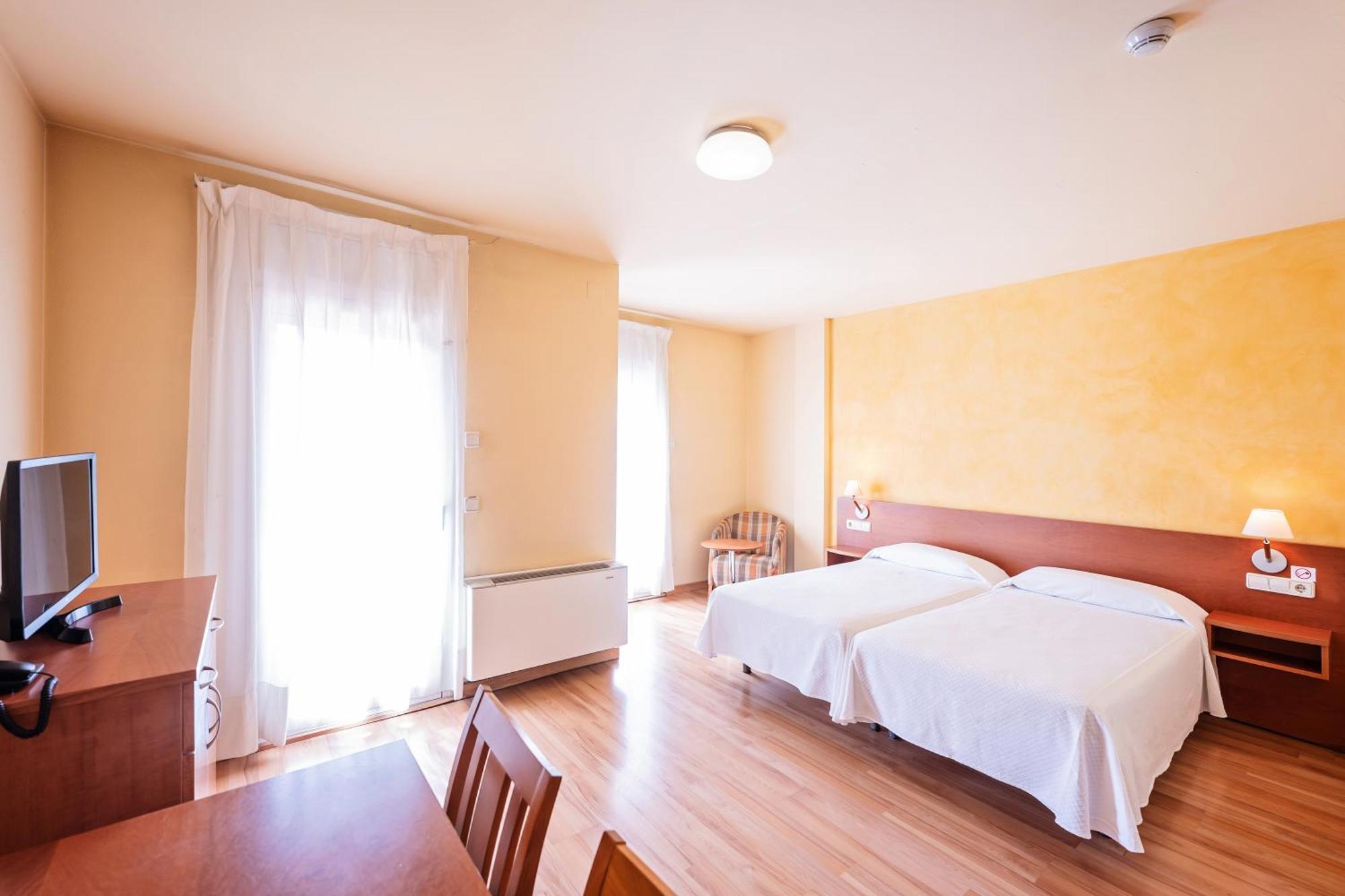 One-Bedroom Apartment Terrace