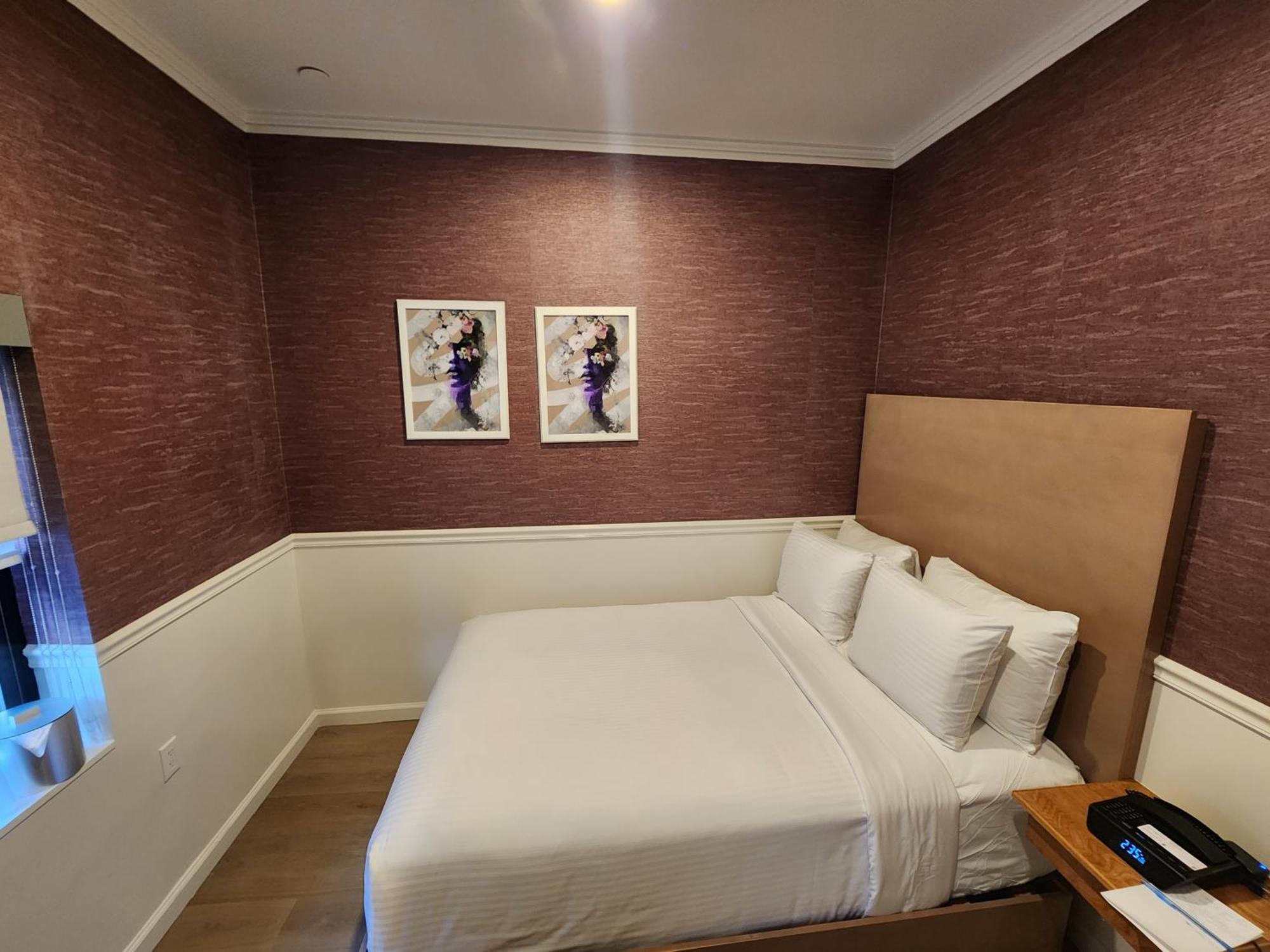 Standard Room with Step-In Shower - Disability Access,1539045871:JPEG