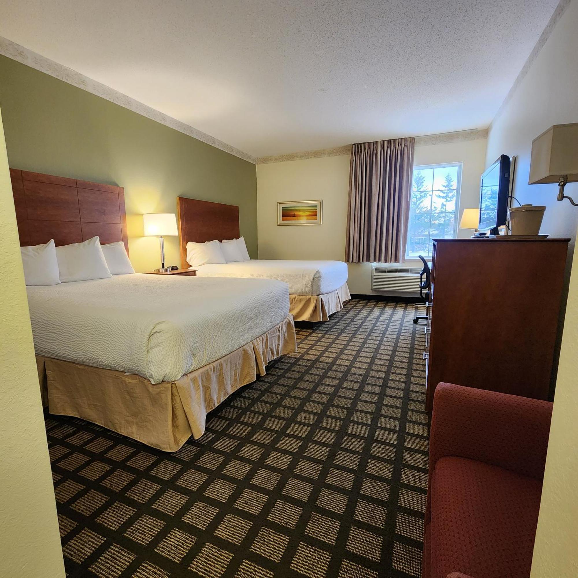 Queen Room Two Queen Beds Non-Smoking