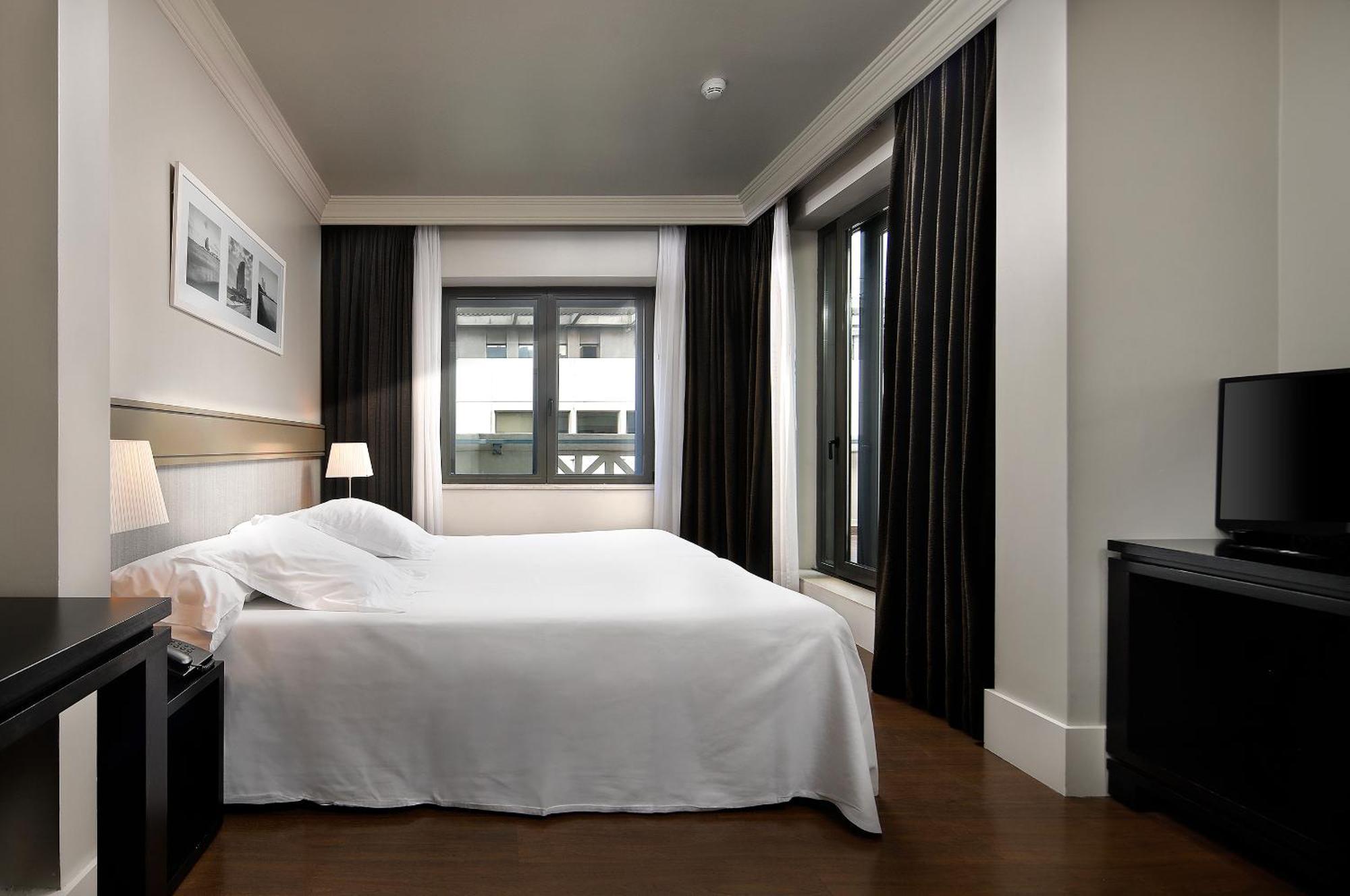 Double or Twin Room City View