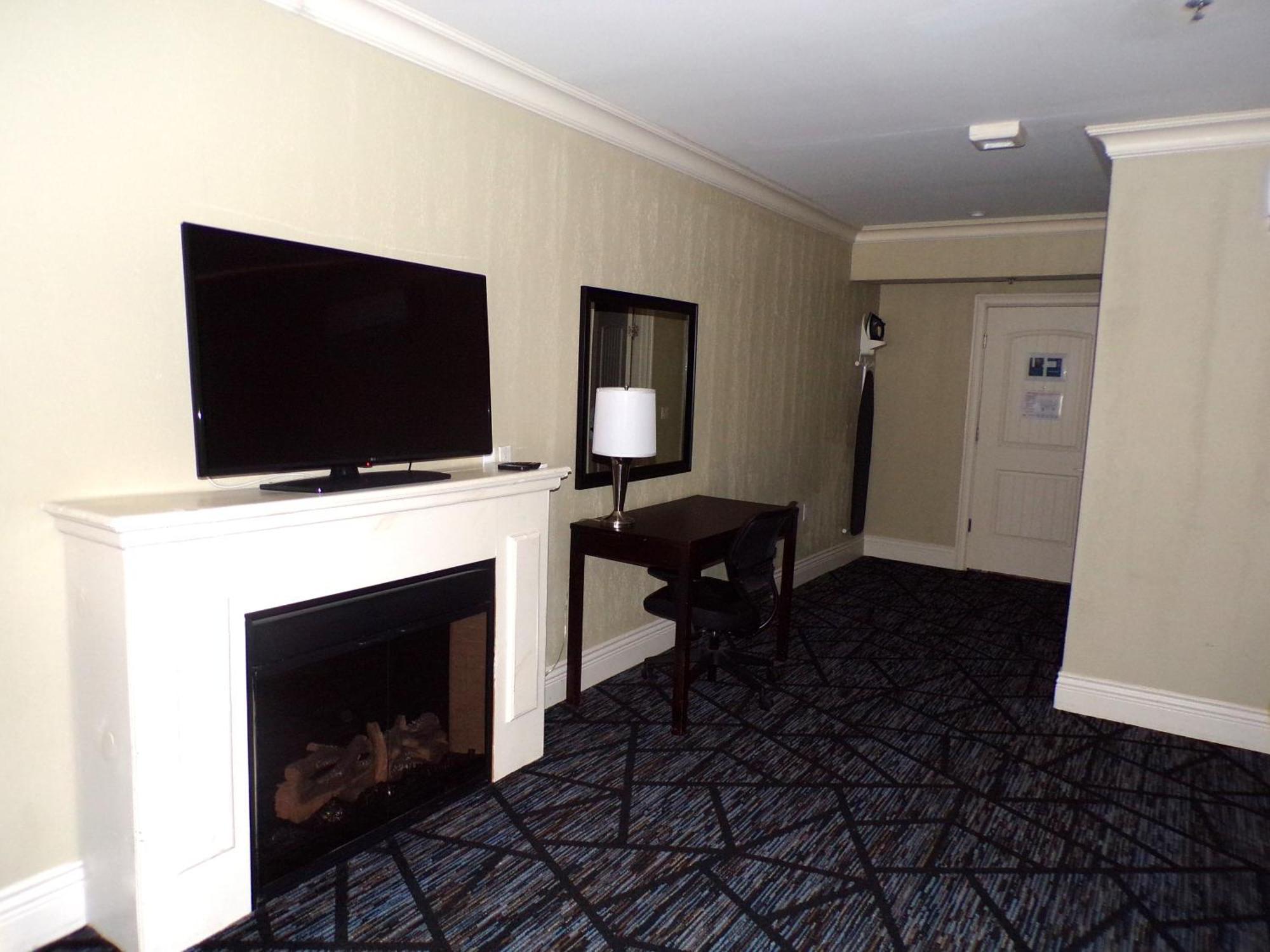 Standard Double Room,1539568597:JPEG