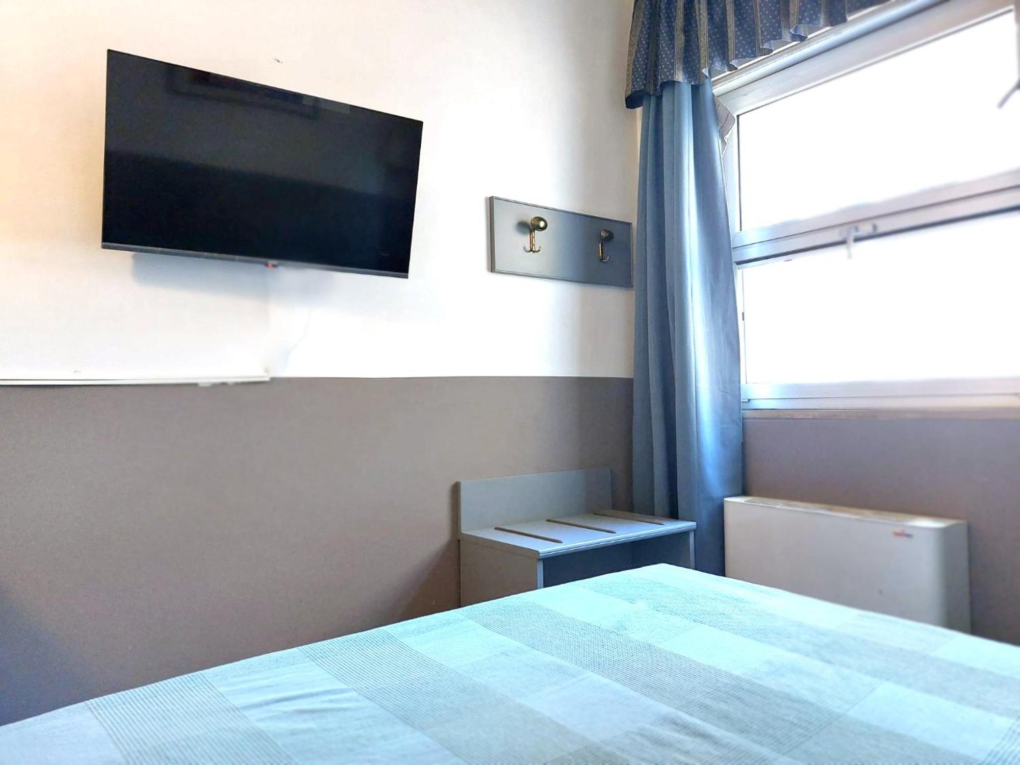 Single Room,1578379448:JPEG
