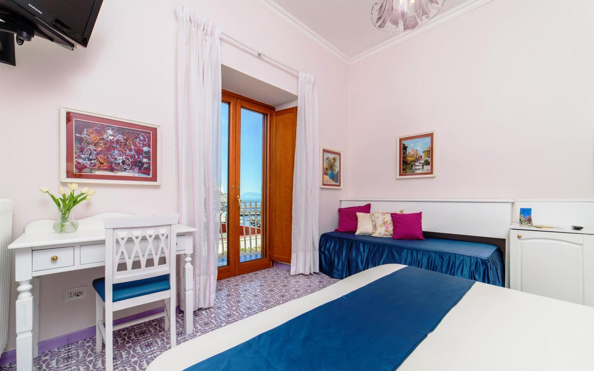 Double or Twin Room Partial Sea View