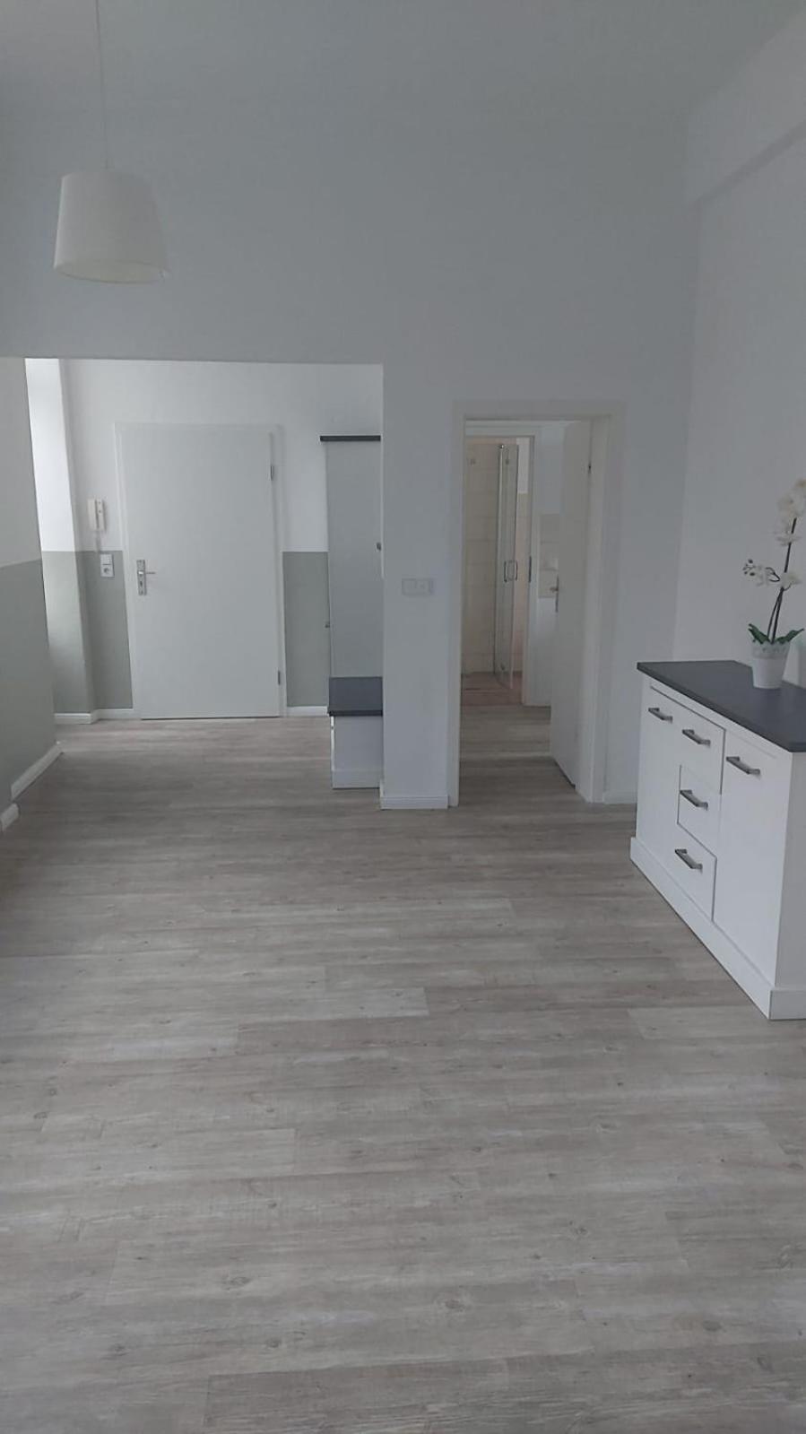 Family Room,1539744439:JPEG