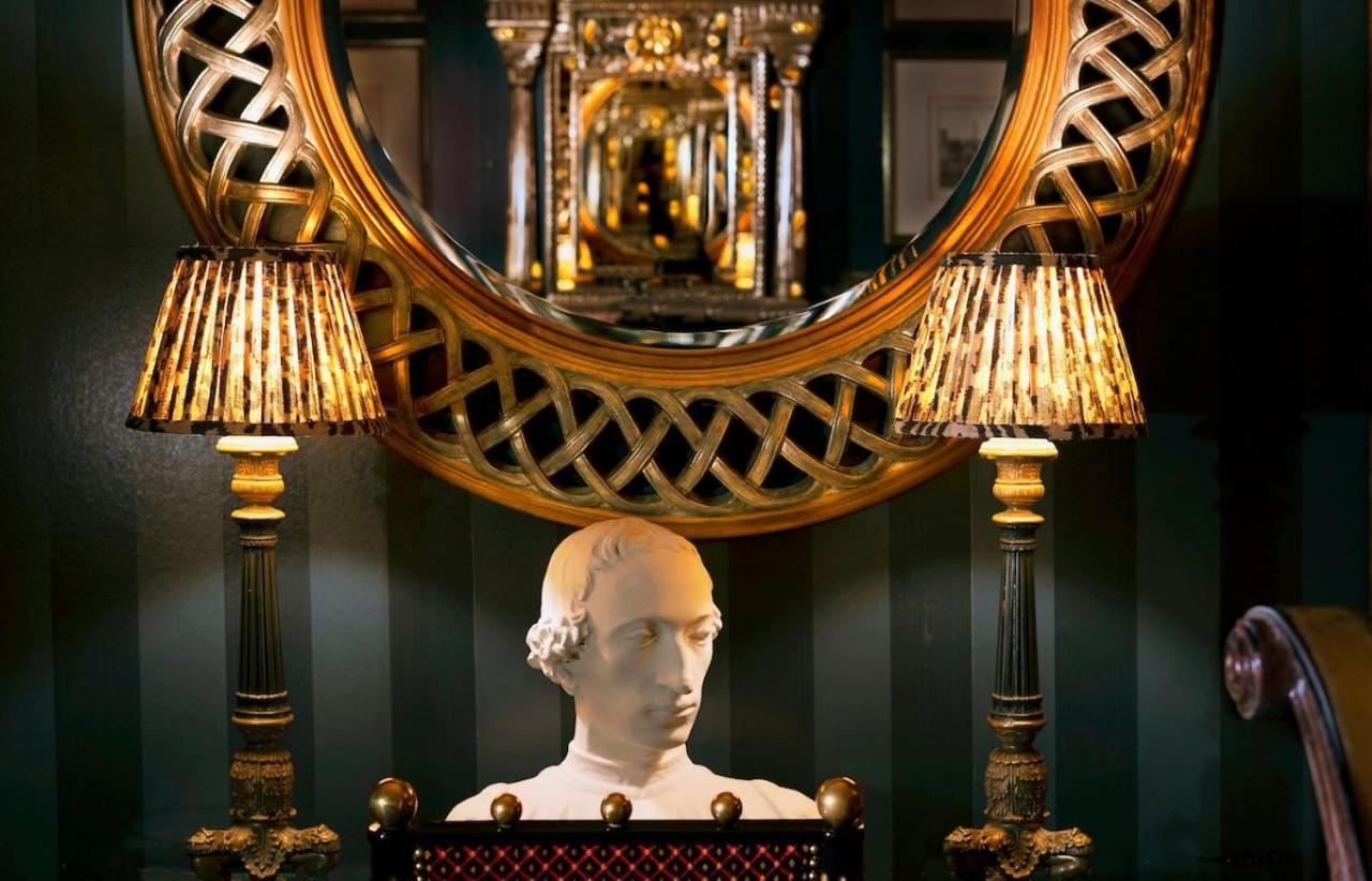 Benjamin Franklin Suite