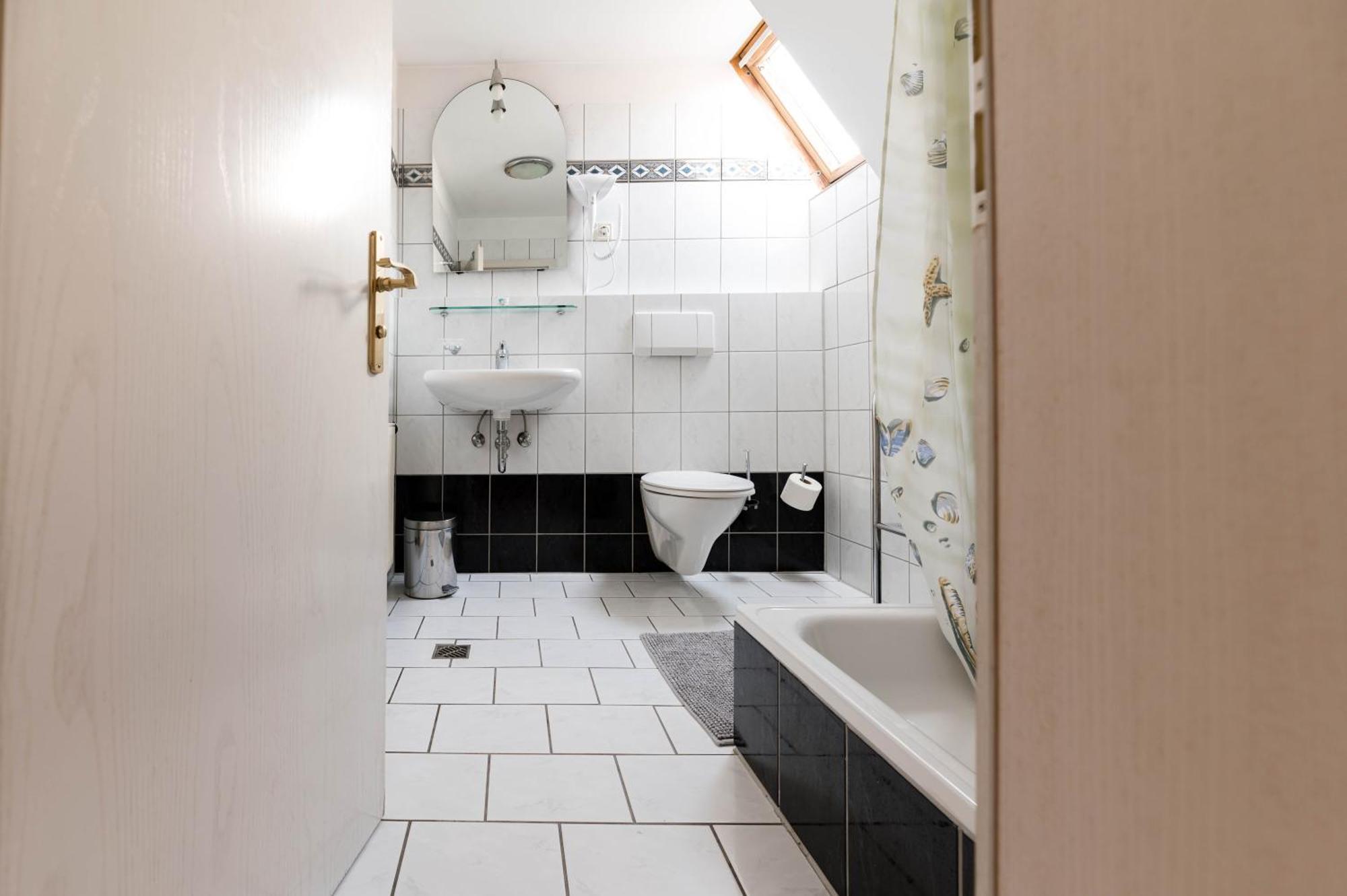Budget Single Room