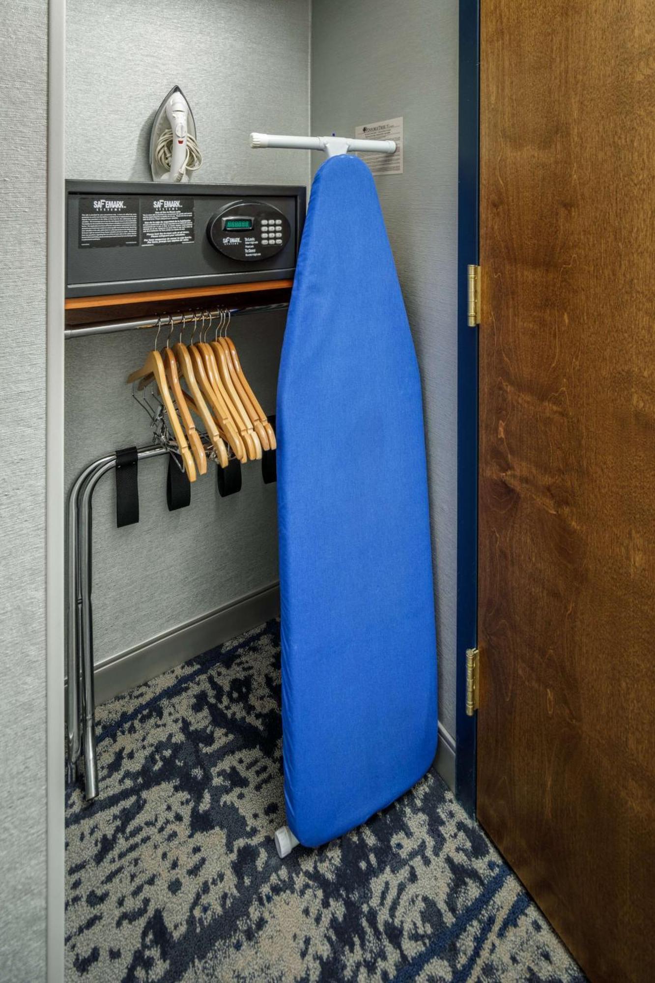 King Room - Mobility Accessible