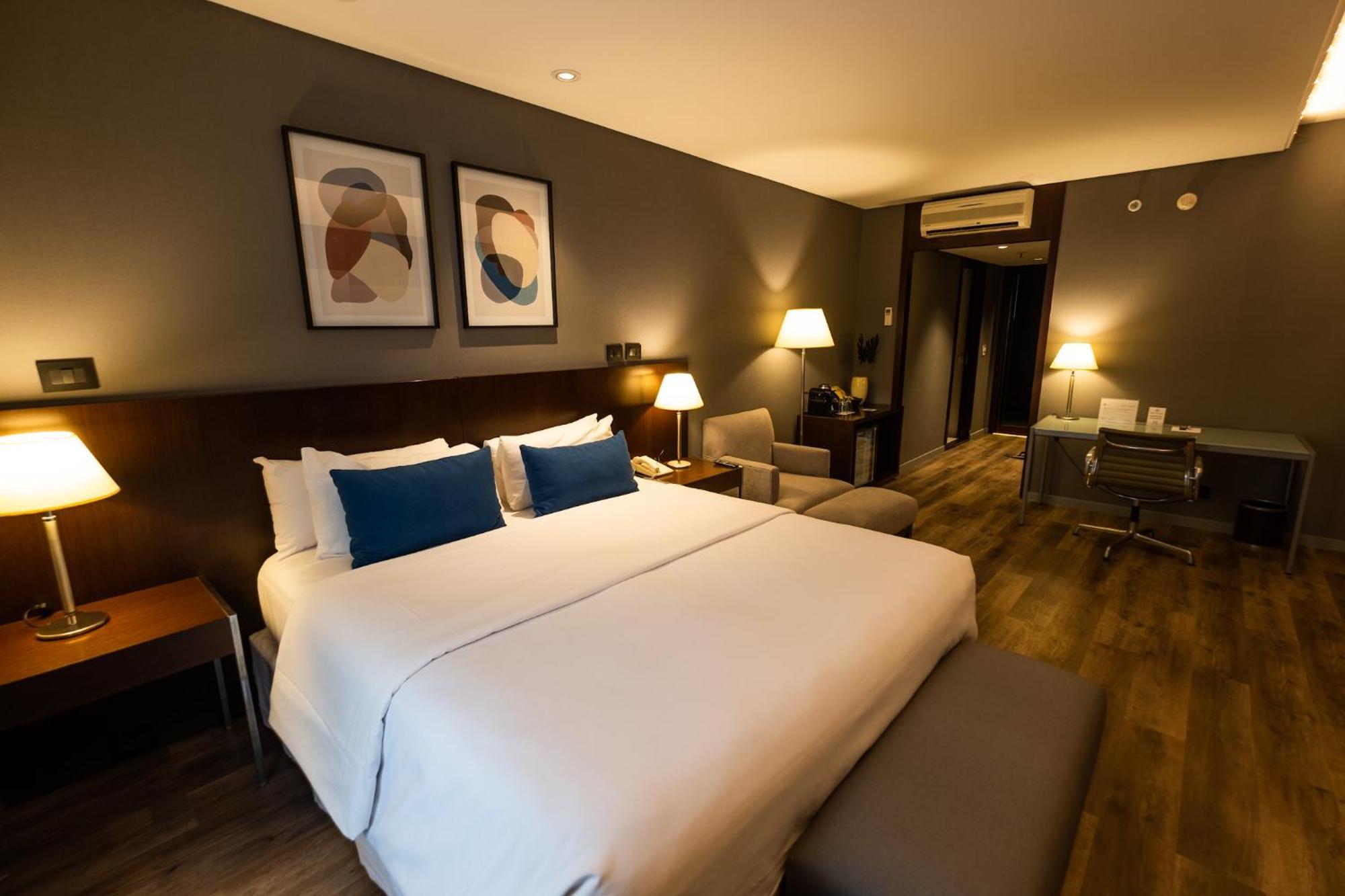 Superior Queen Room