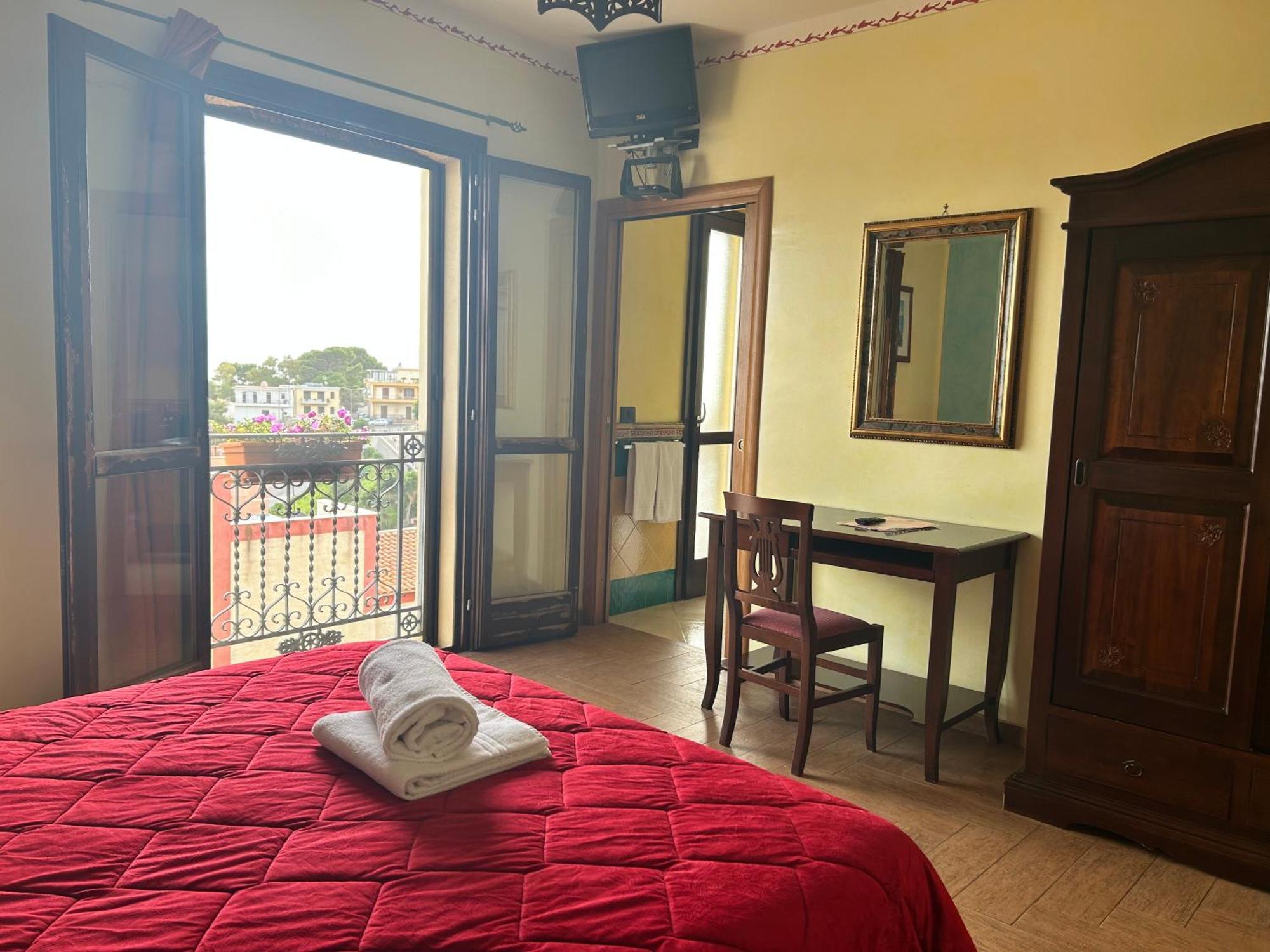 Deluxe Double Room Sea View