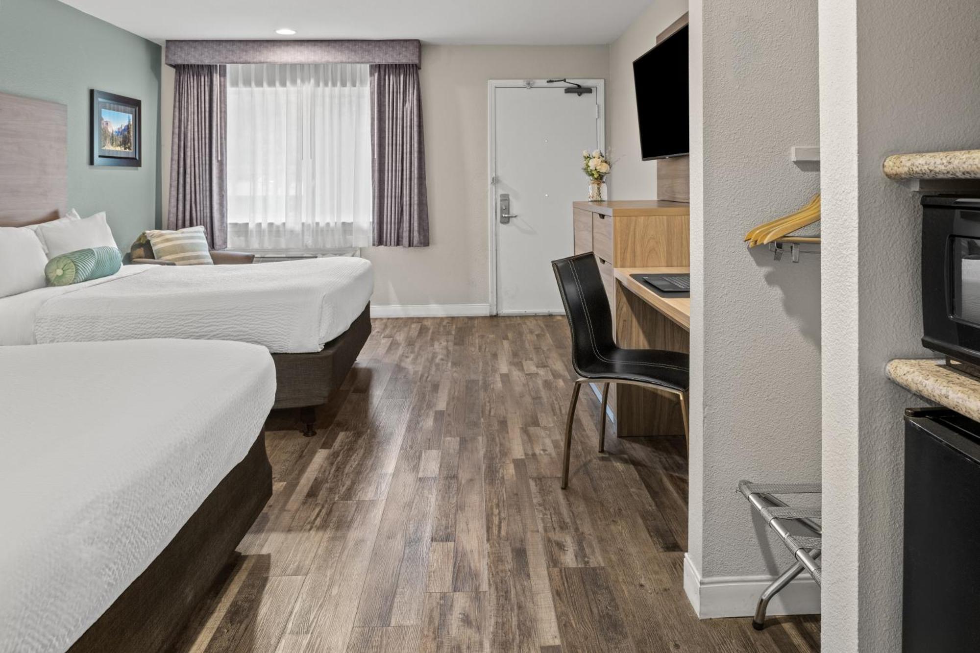 Queen Room Two Queen Beds Disability Access