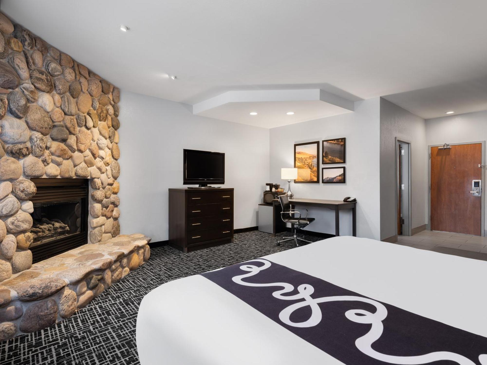 King Studio Suite Non-Smoking