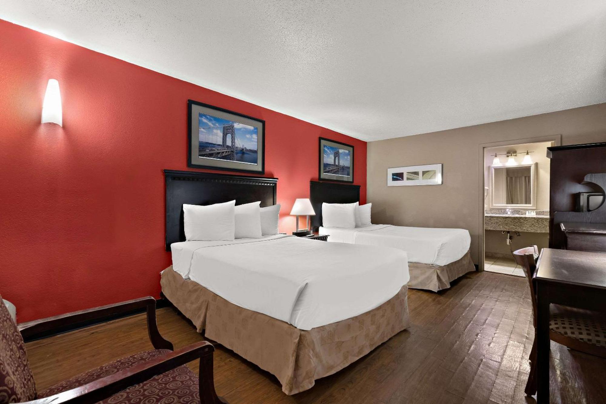 Standard Double Room Two Double Beds Non Smoking