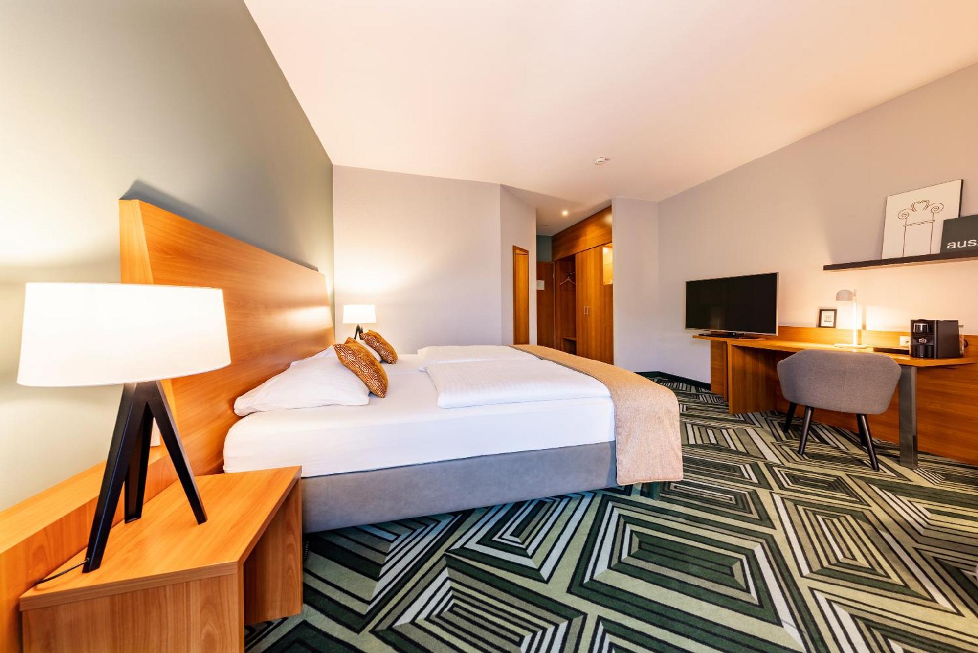 Standard Double Room Maximilian