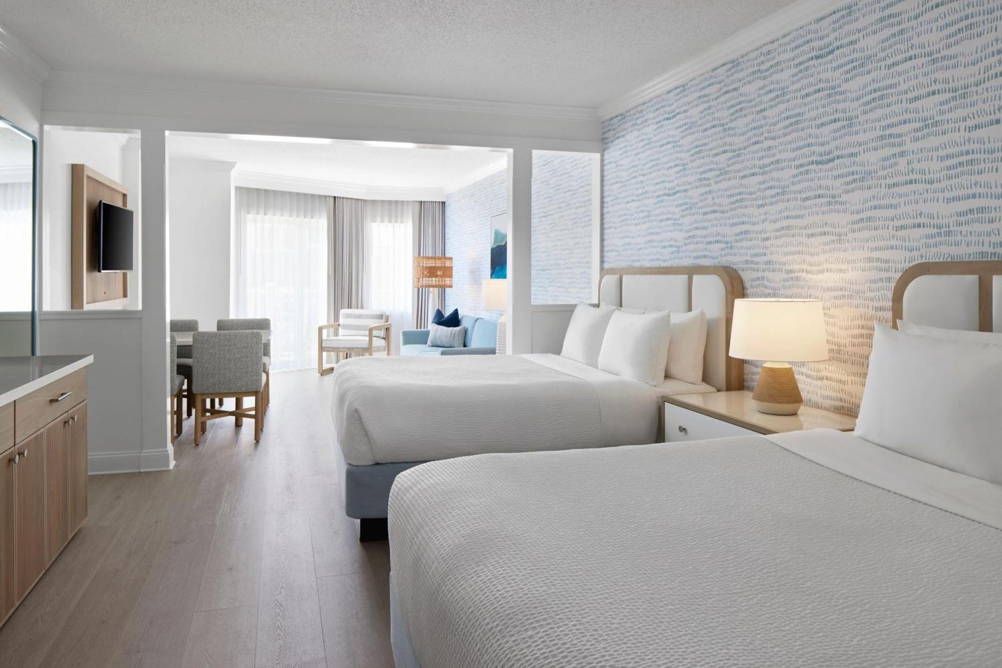 Queen Studio Suite Sofa Bed Beach View First Floor