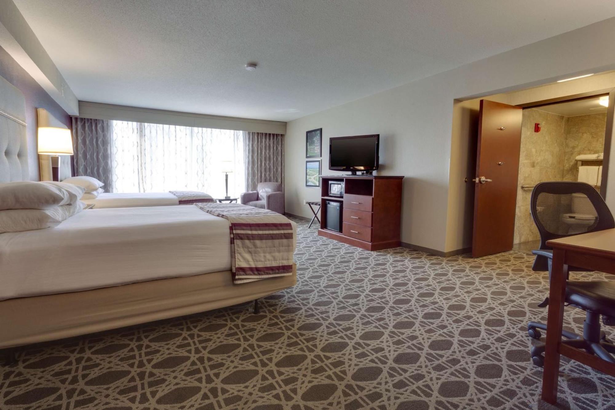 Deluxe Queen Room Two Queen Beds