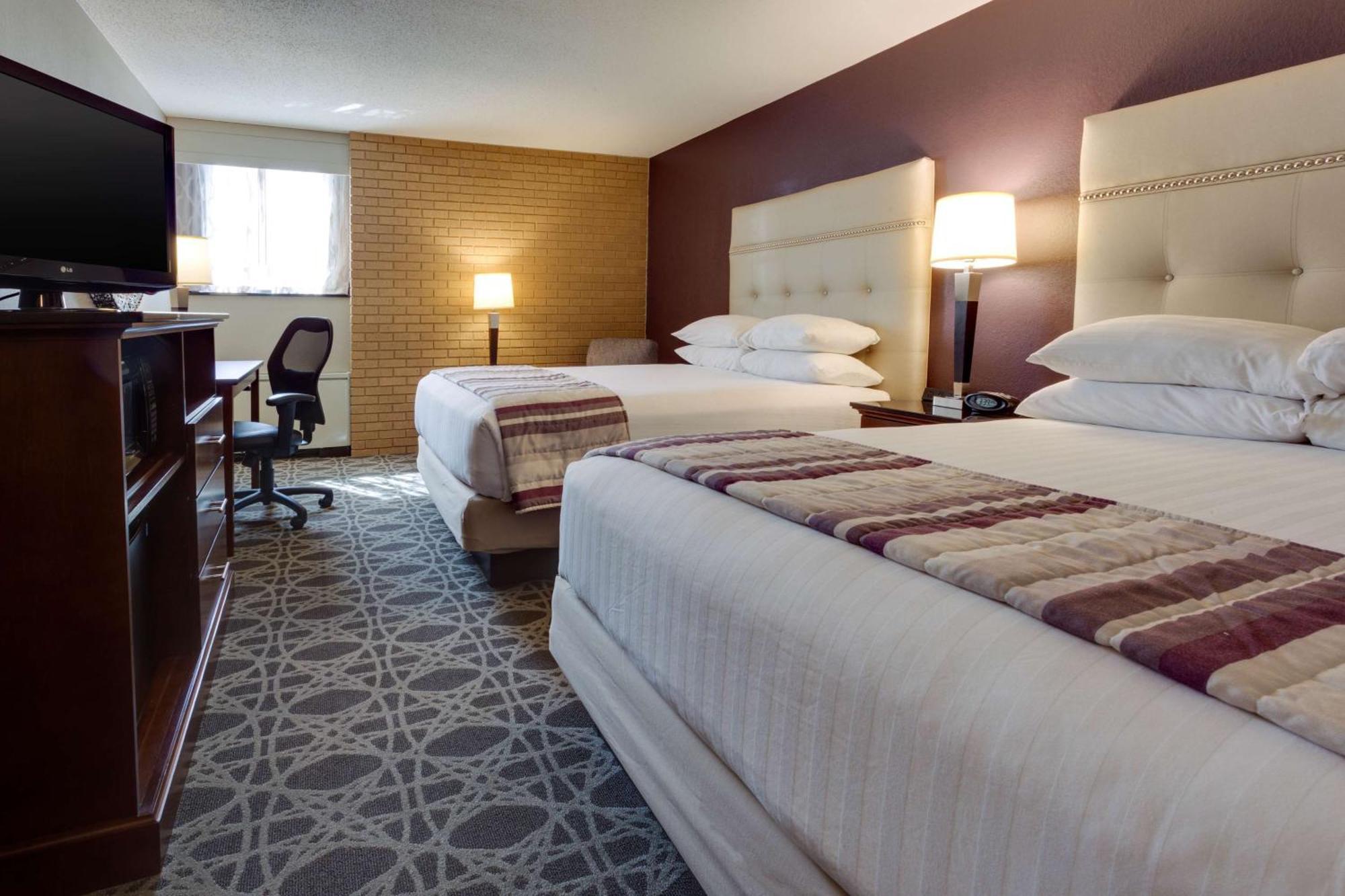 Deluxe Queen Room Two Queen Beds