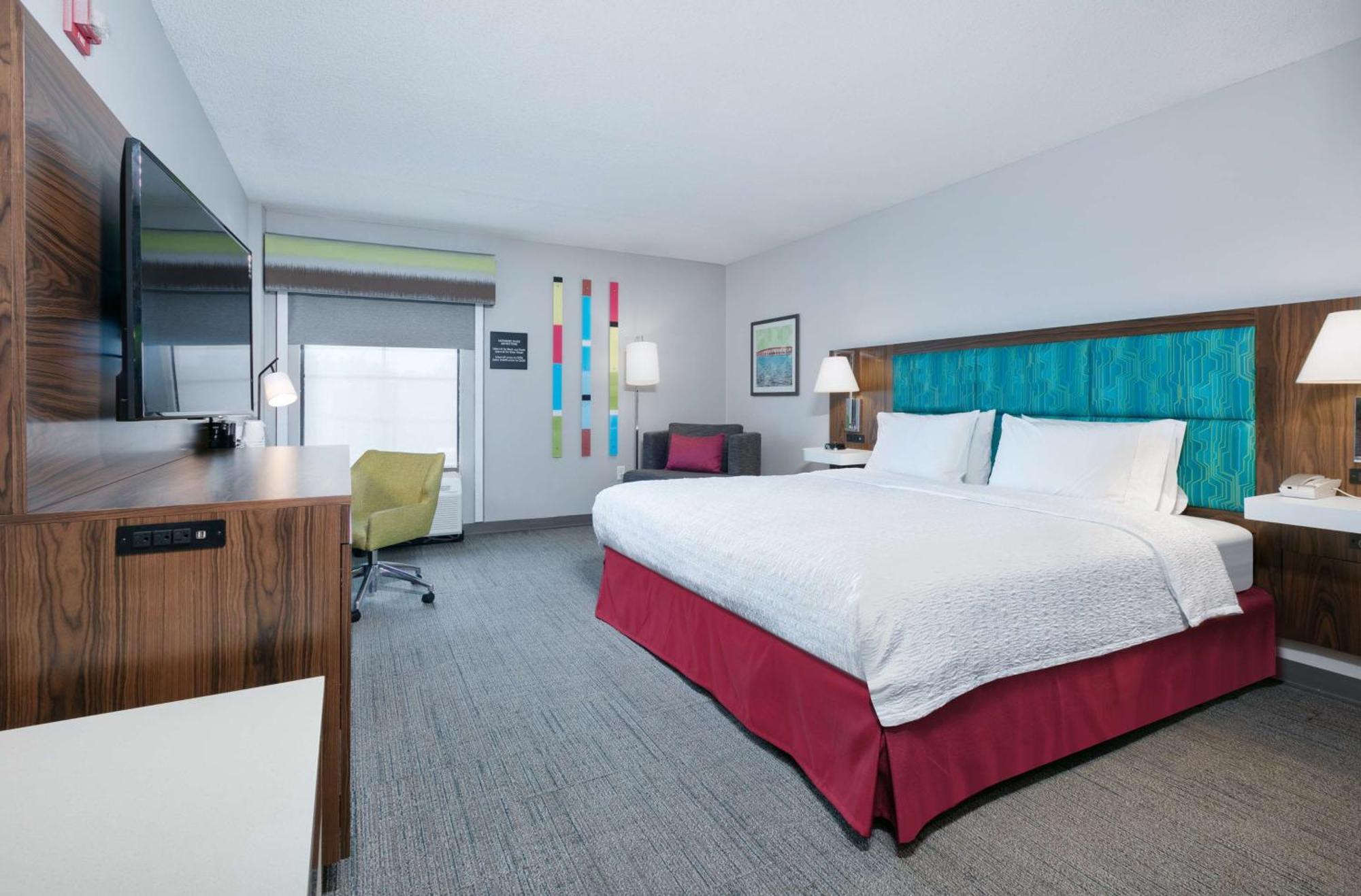 King Room Mobility Access or Non-Smoking