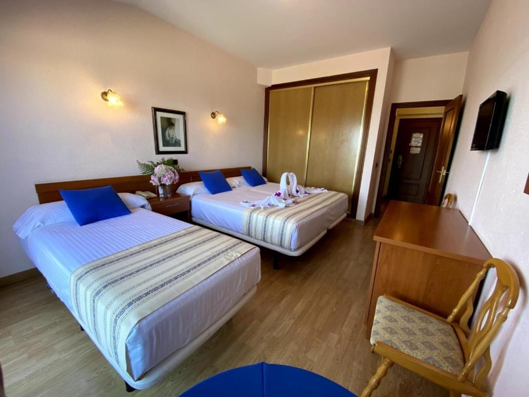 Triple Room Sea View