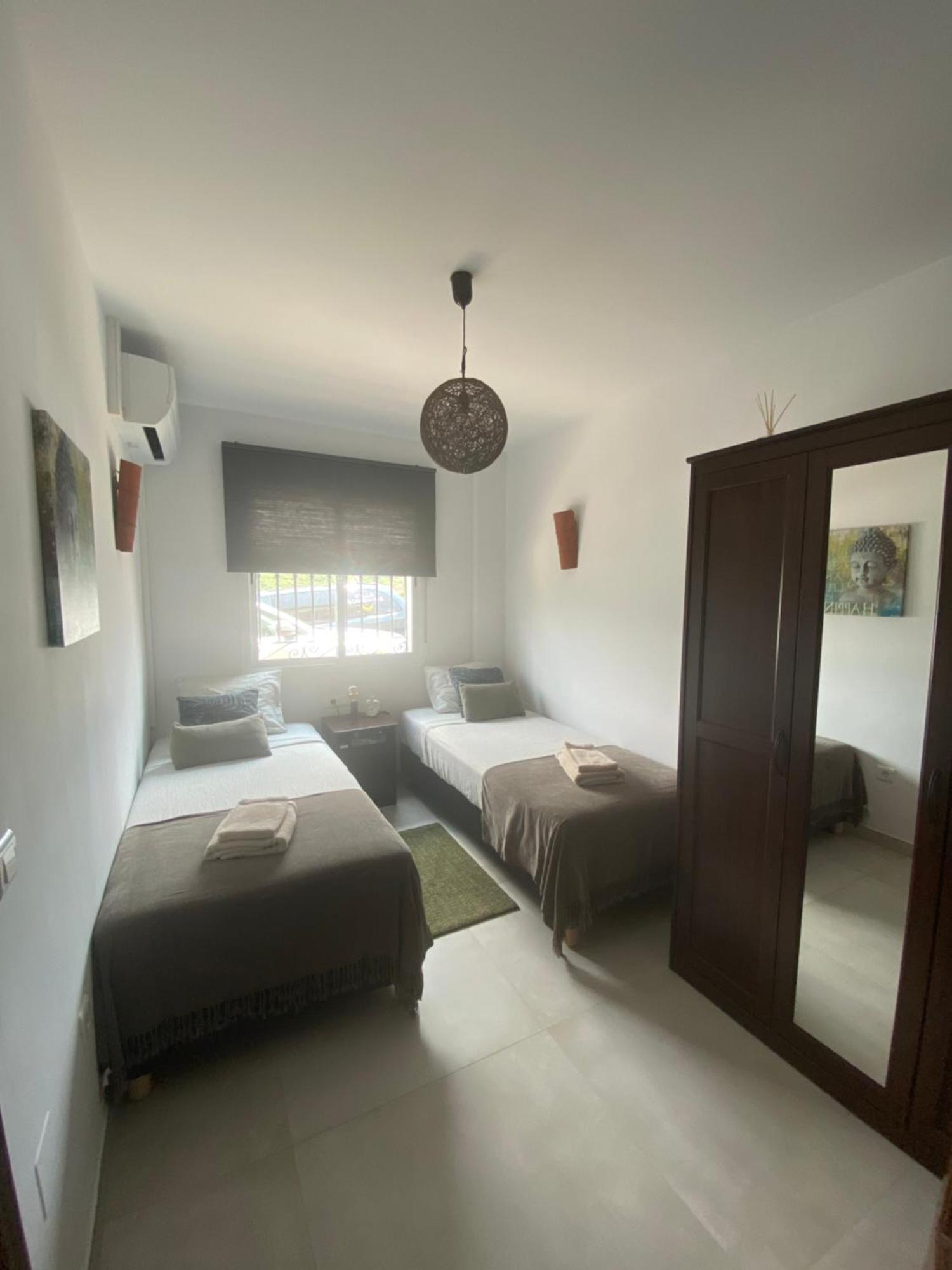 Double or Twin Room Bathroom
