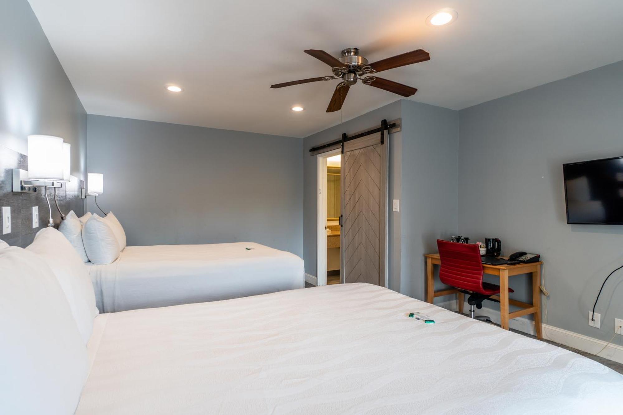 Classic Room, 2 Queen Beds