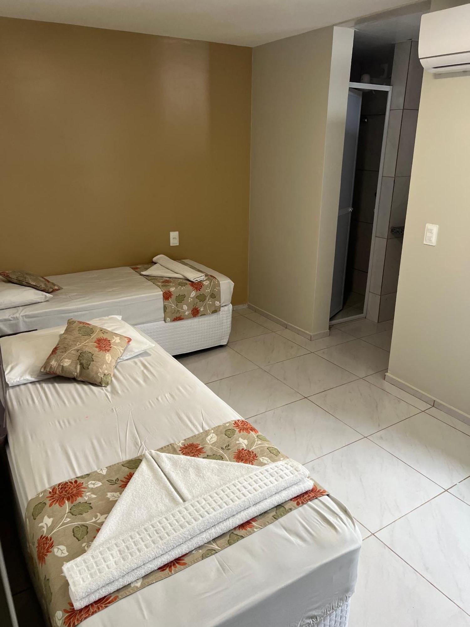 Quarto Econômico sem Frigobar