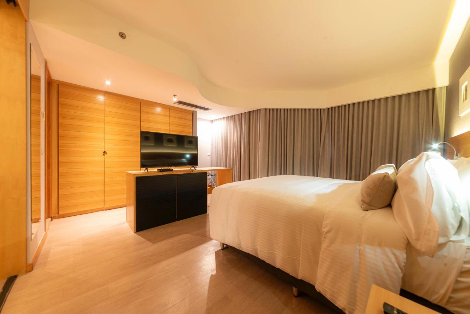 Executive Double Room,1541599822:JPEG