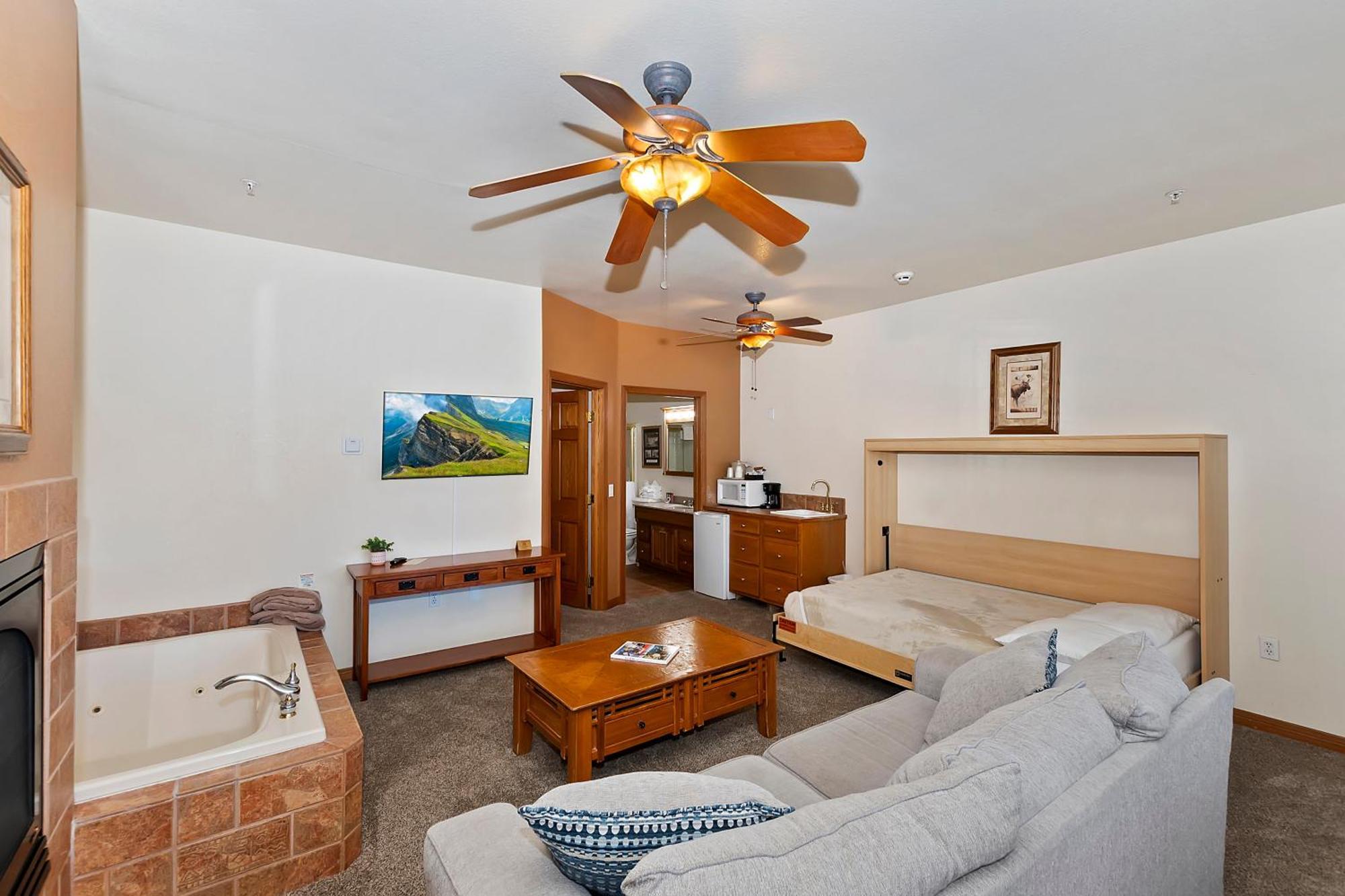 One-Bedroom Suite