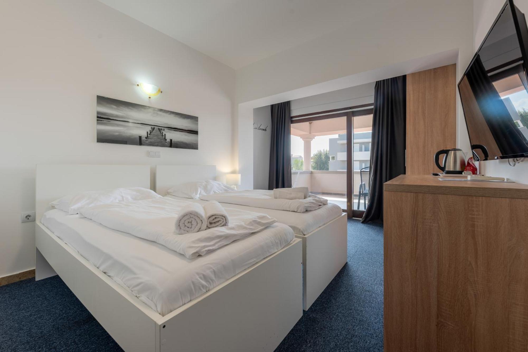Comfort Double Room Pool View
