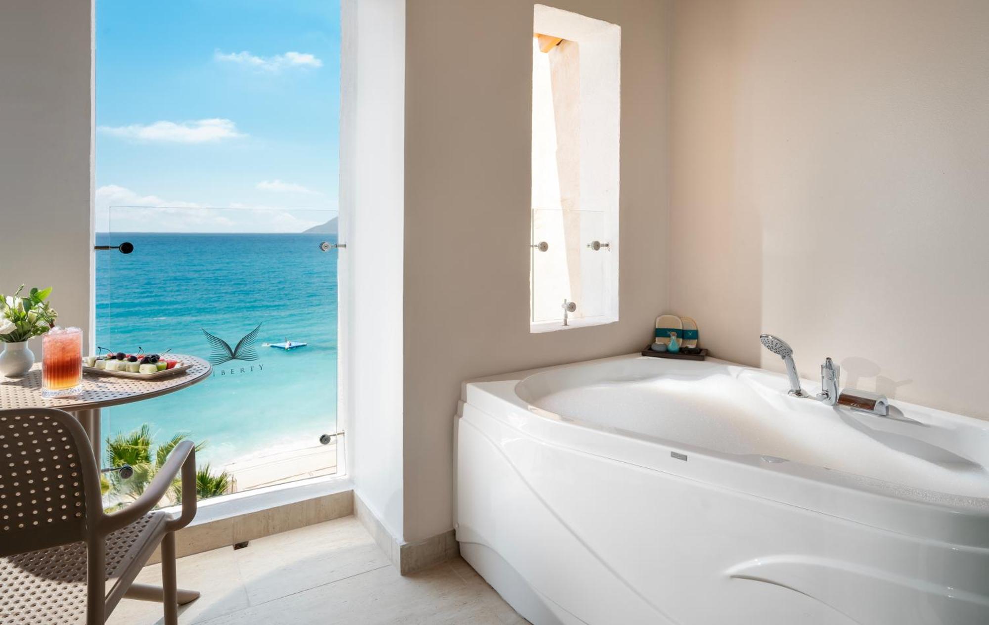 Deluxe Standart Sea View Jacuzzi