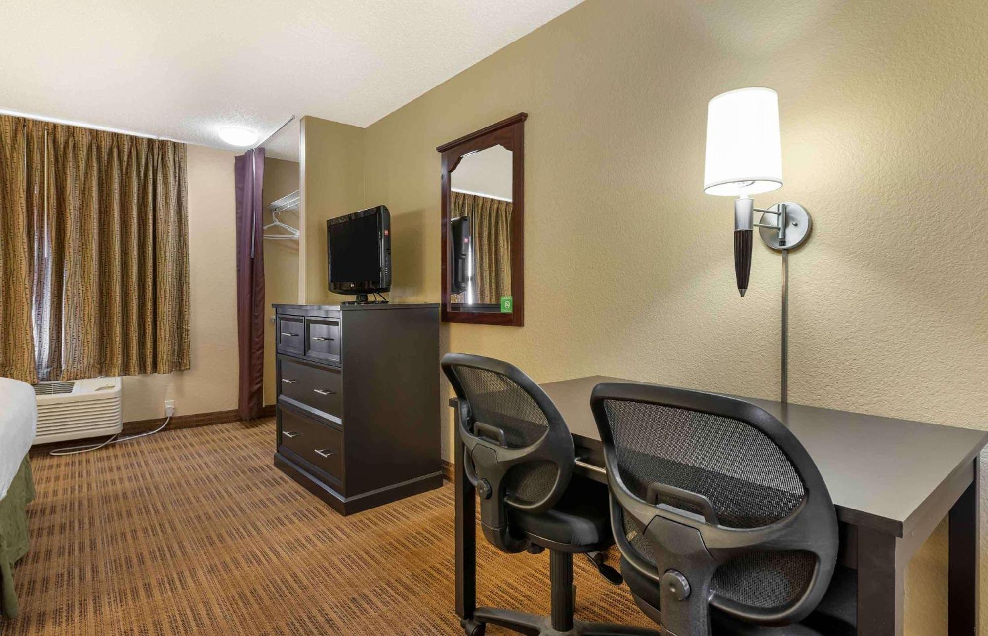 Studio 2 Double Beds Non-Smoking