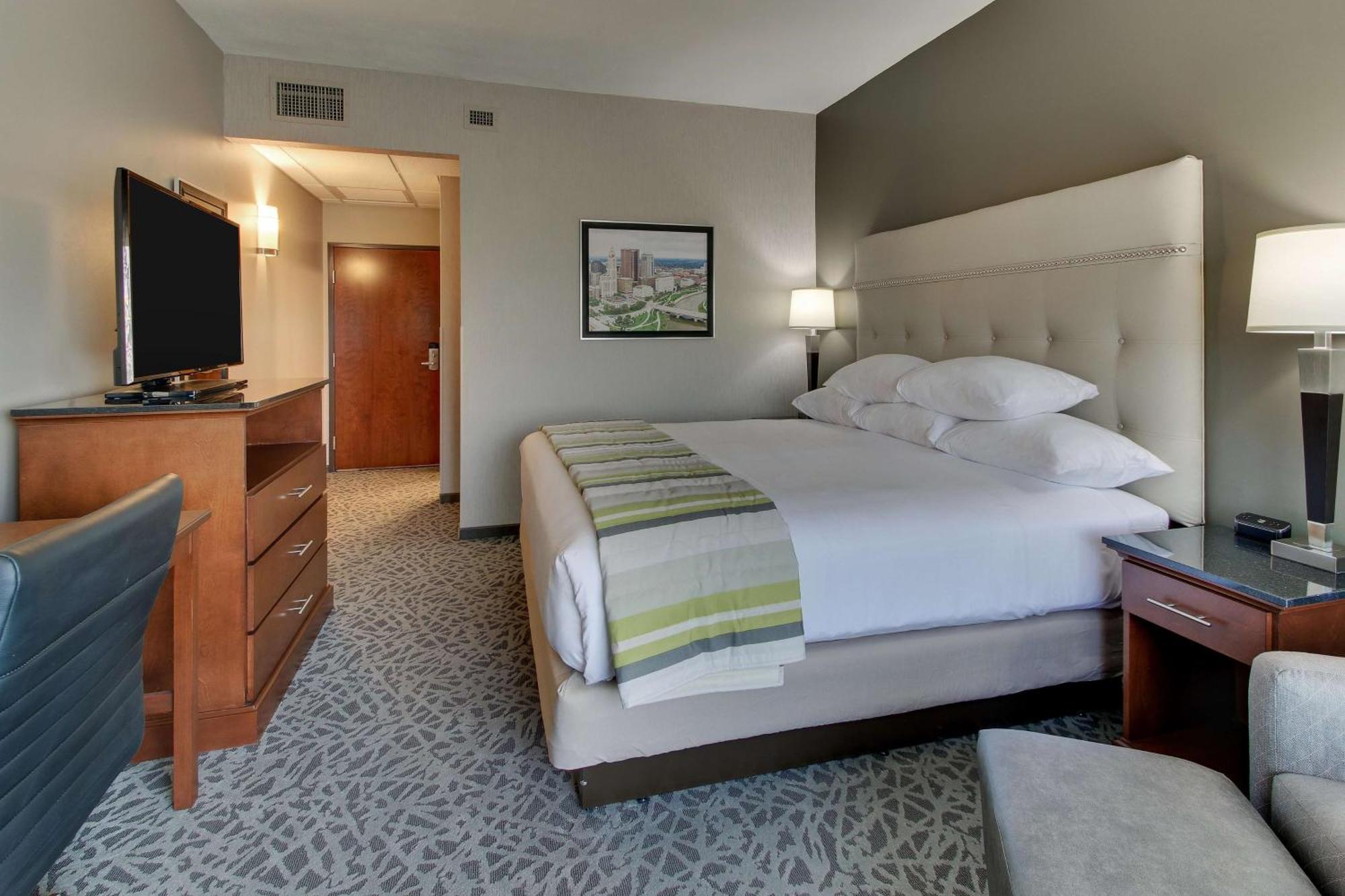 Deluxe King Room