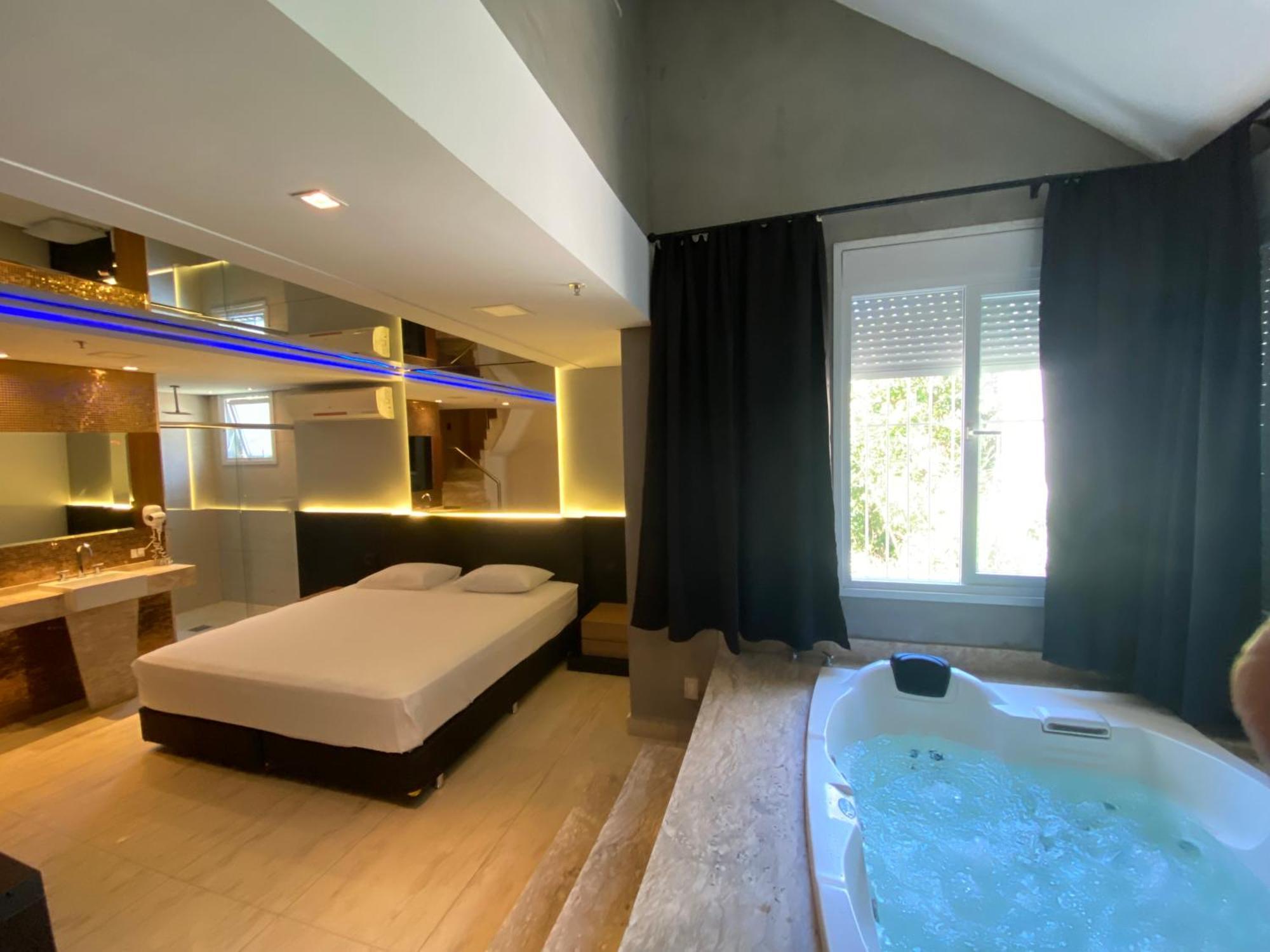 Studio Spa Bath