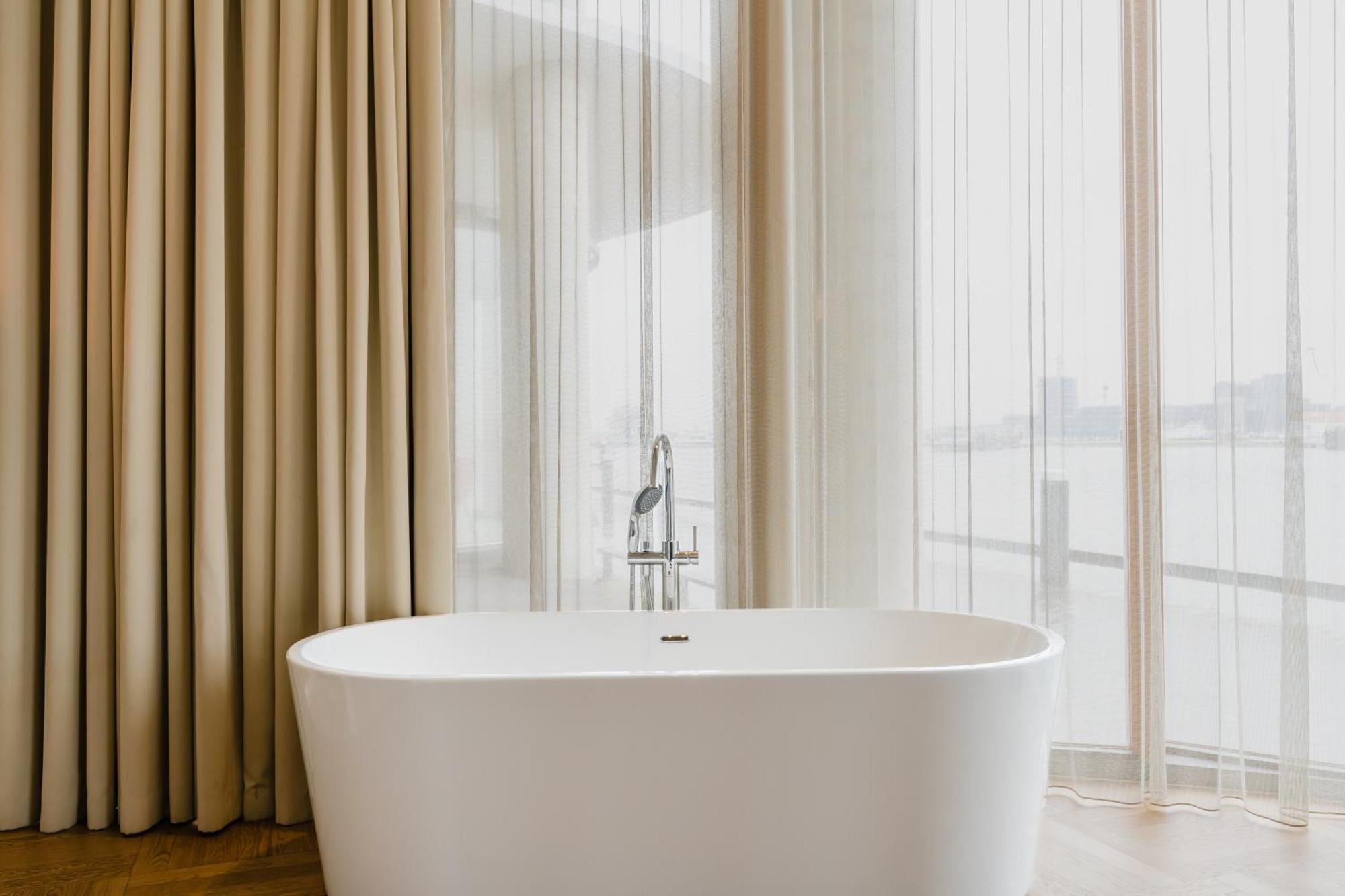 Junior Suite Double or Twin – Riverfront View