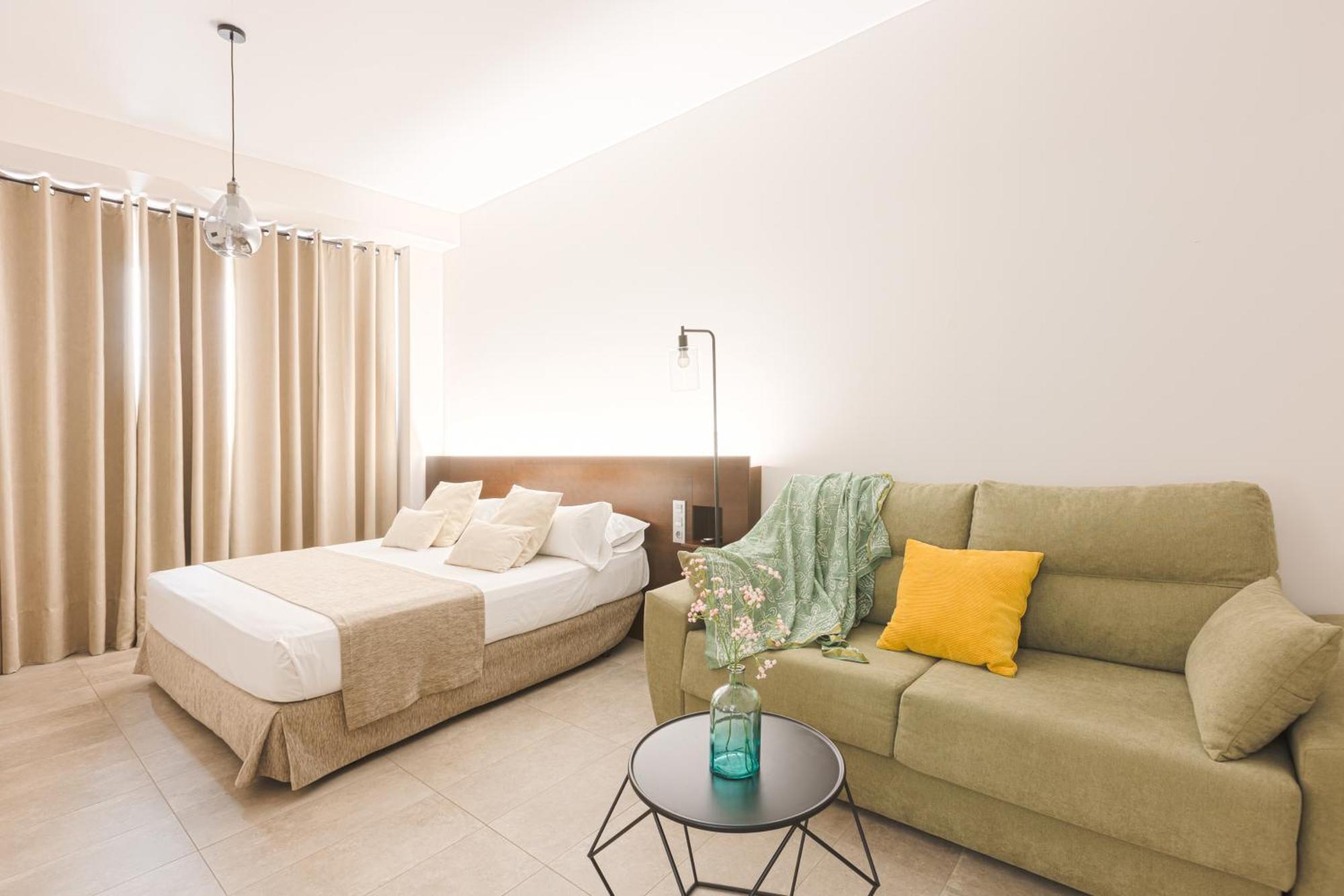 Standard Family Room