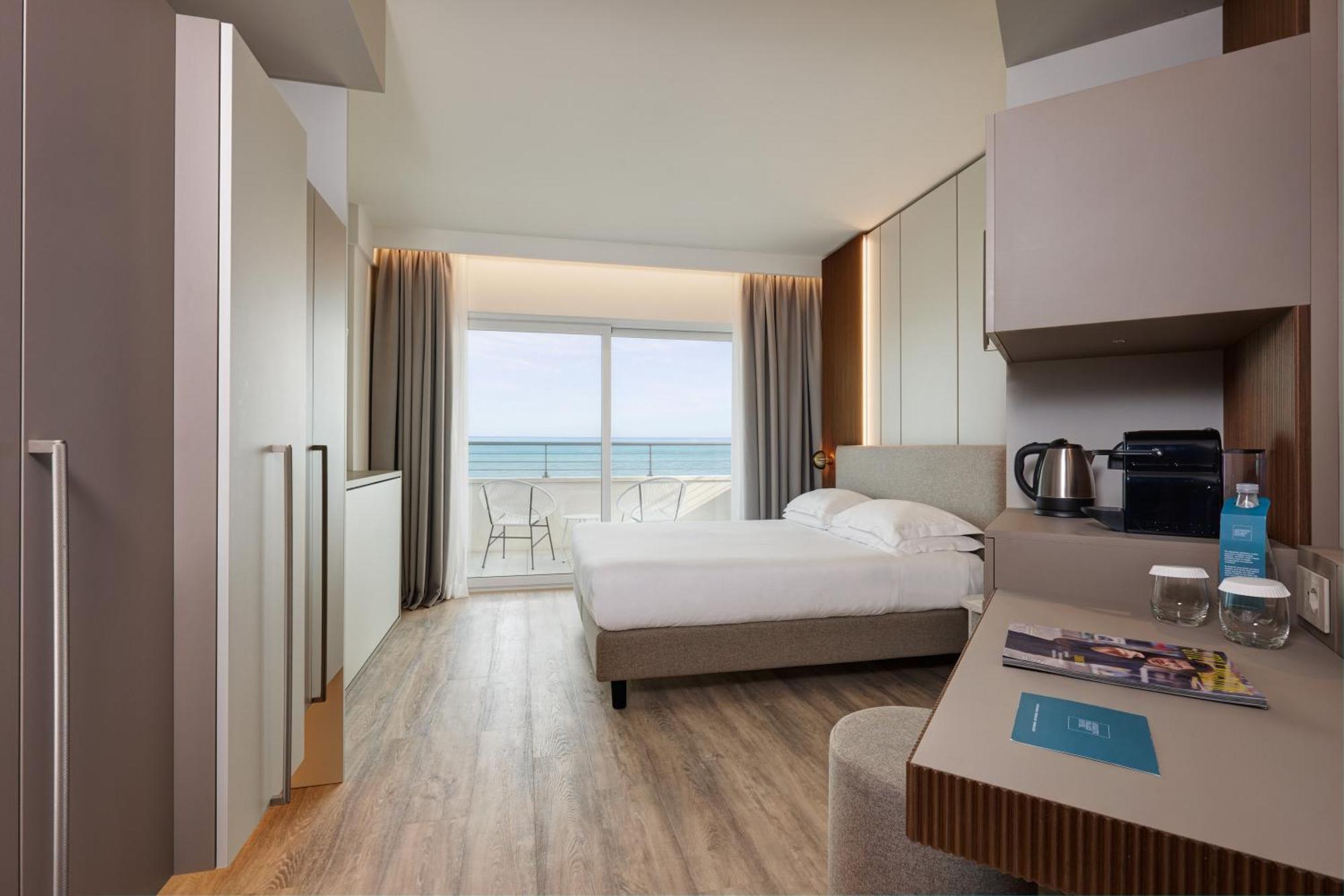 Triple Room Sea View