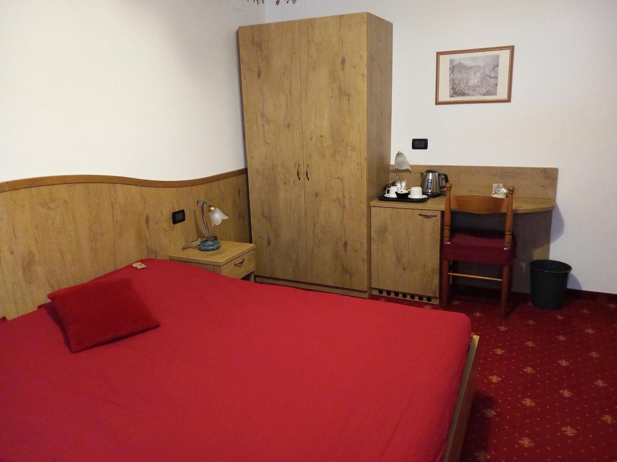 Double or Twin Room Balcony