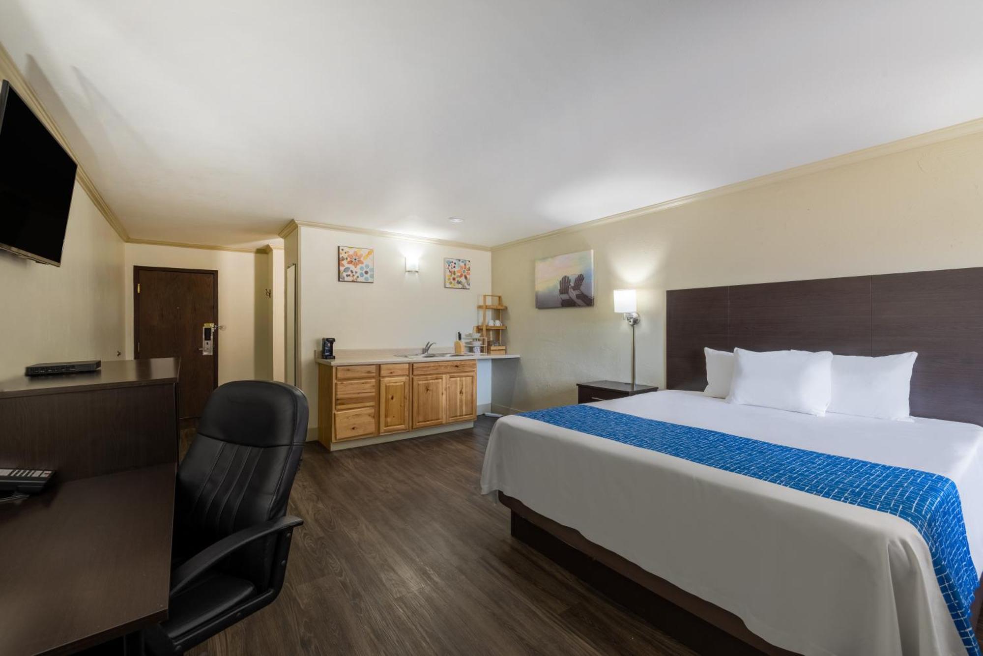 King Studio Suite Non-Smoking