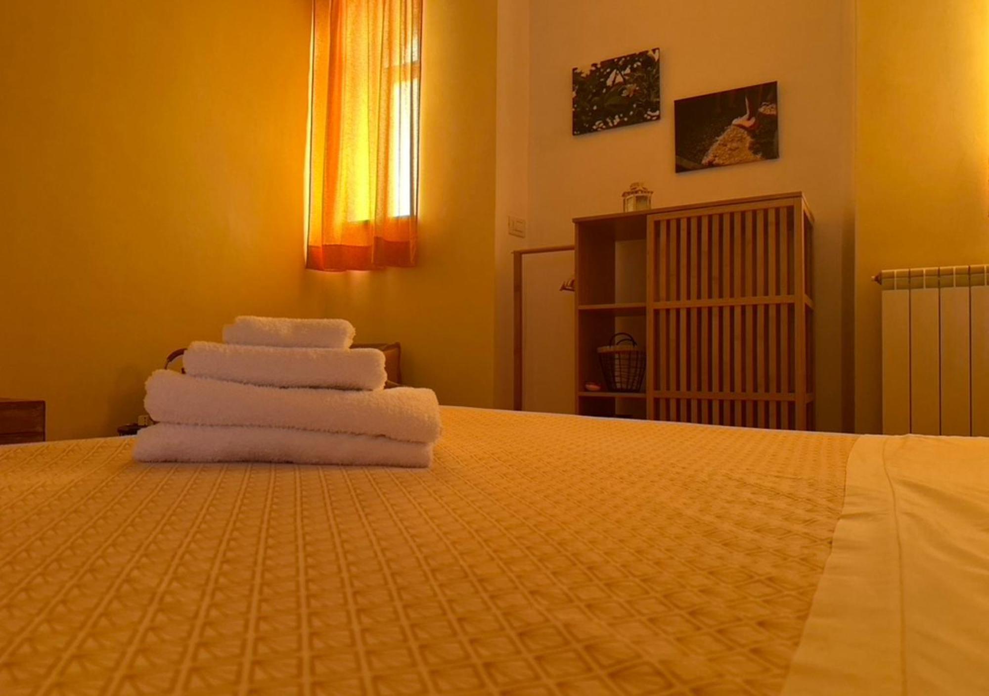 Double Room Private Bathroom