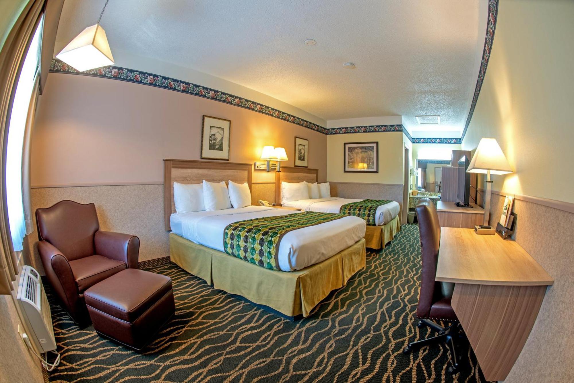 Double Queen Room