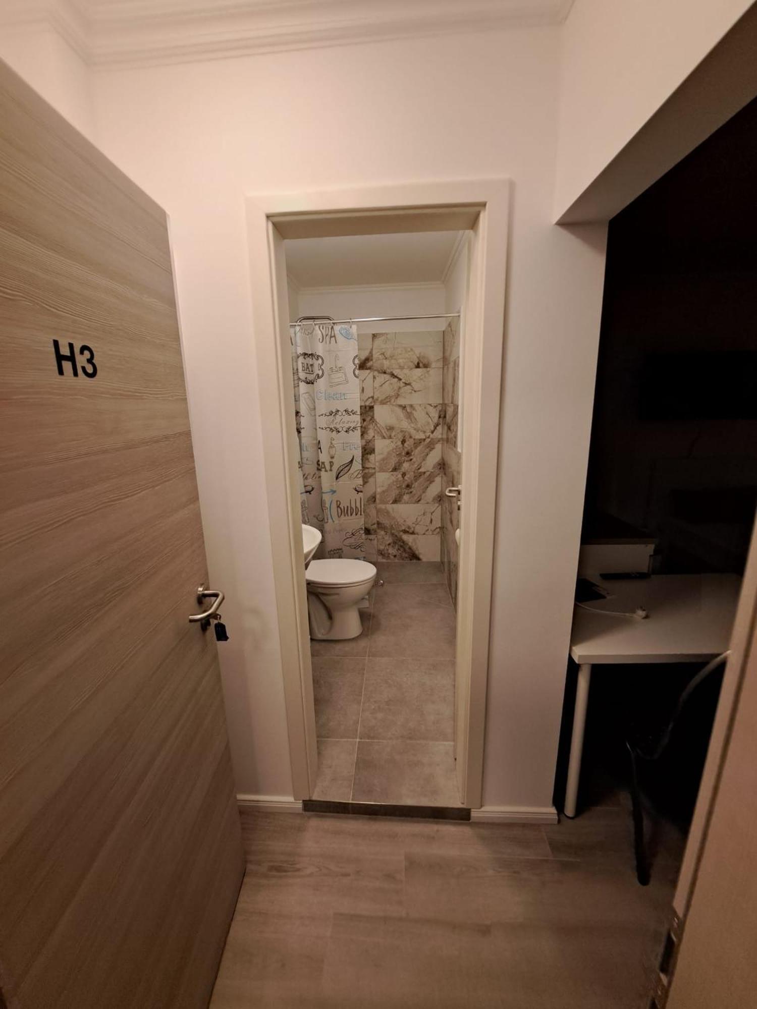 Double or Twin Room Bathroom
