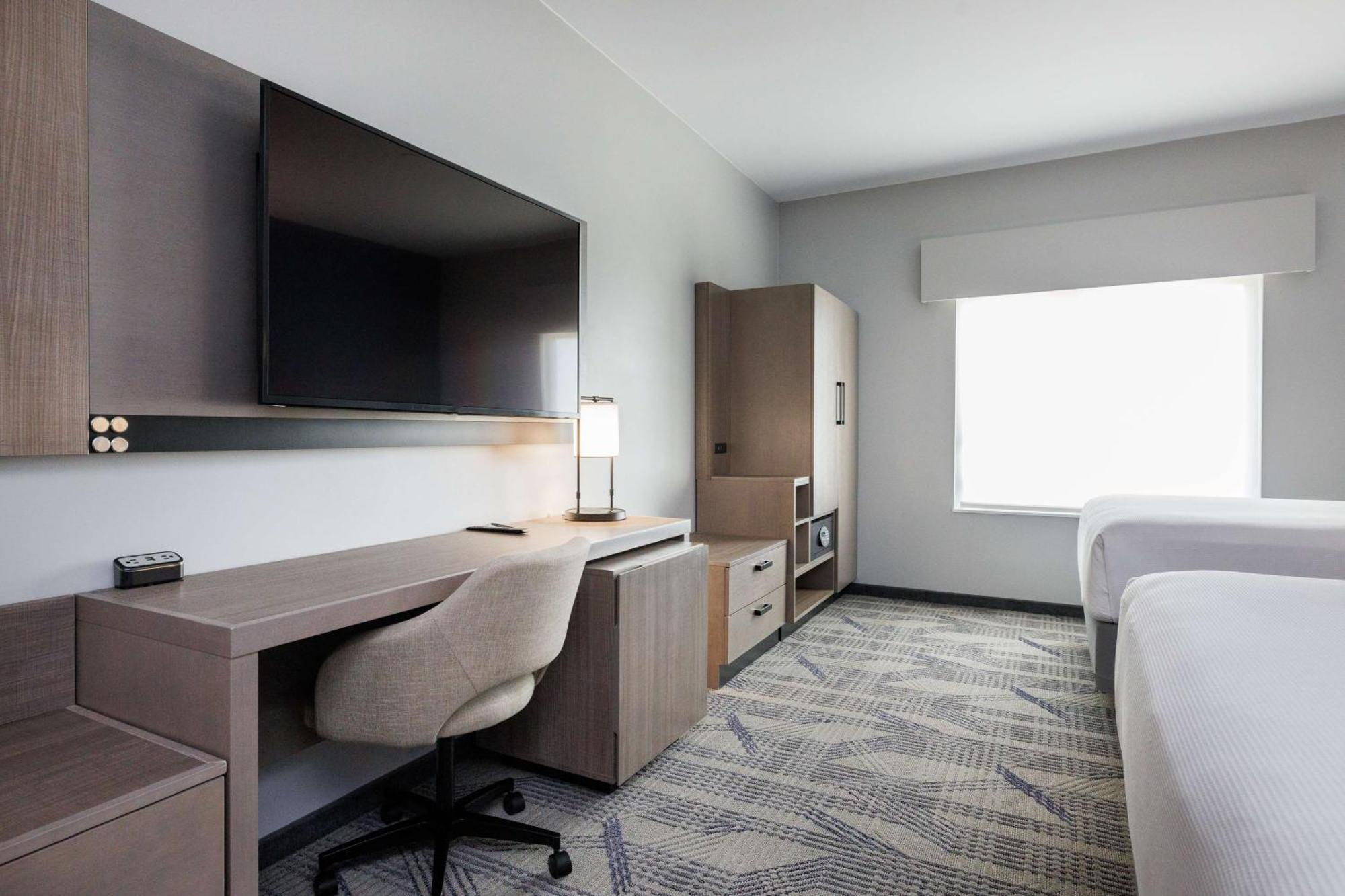 Queen Room with Two Queen Beds, Sofa Bed and Roll-in Shower - Disability Access
