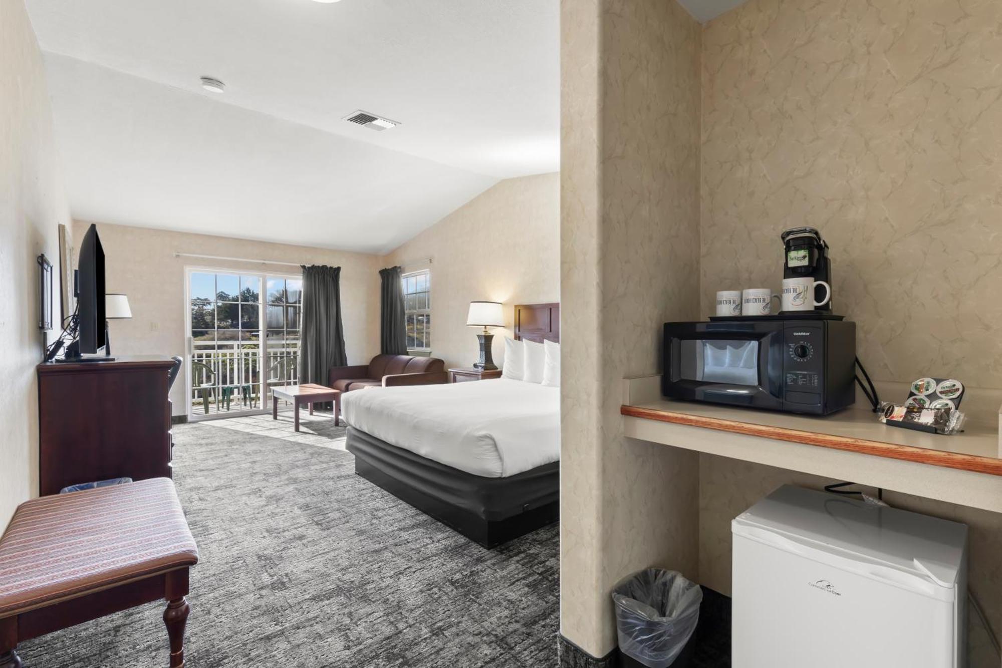 Premium King Balcony Estuary View