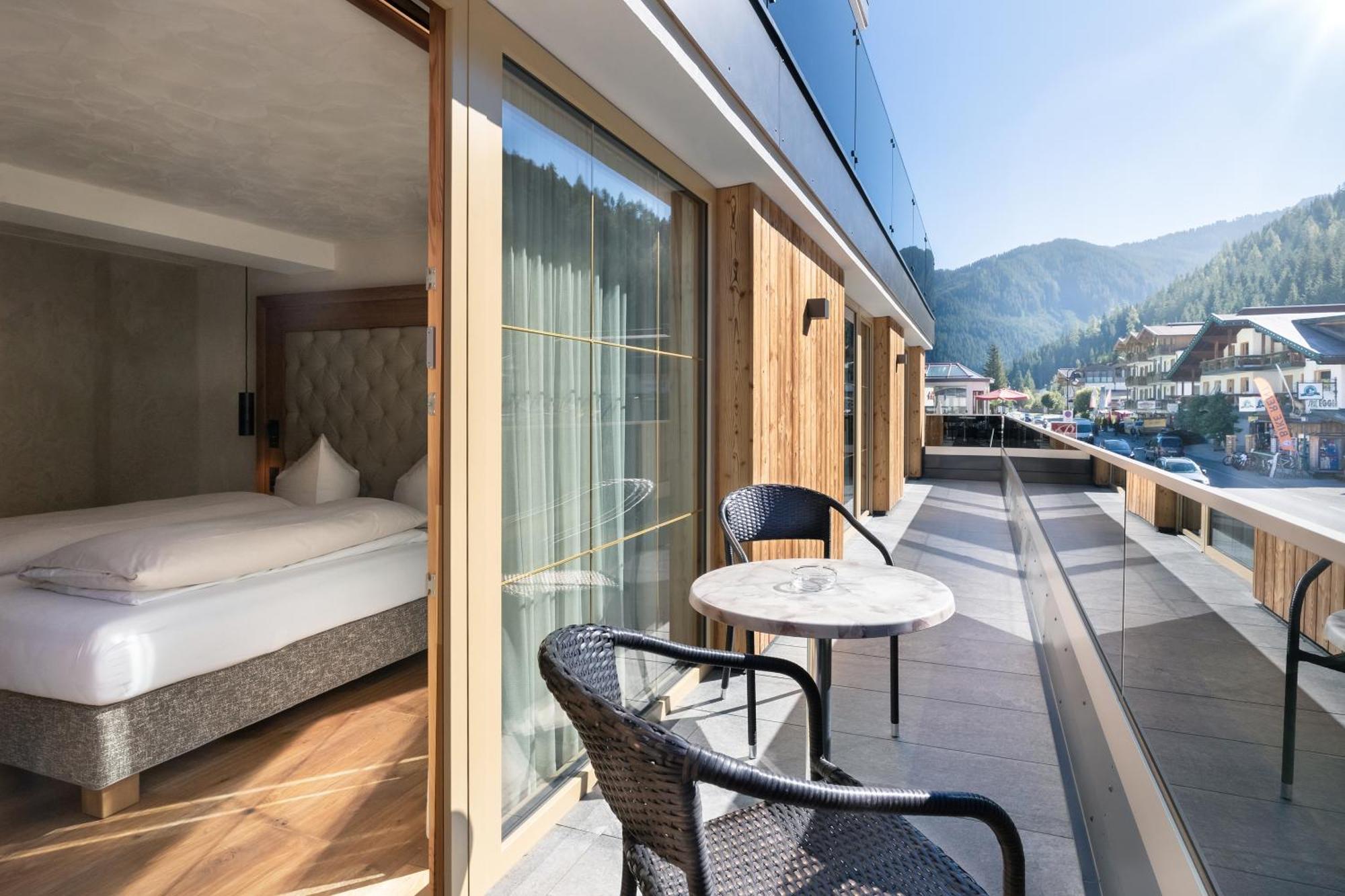 Deluxe Double Room Balcony