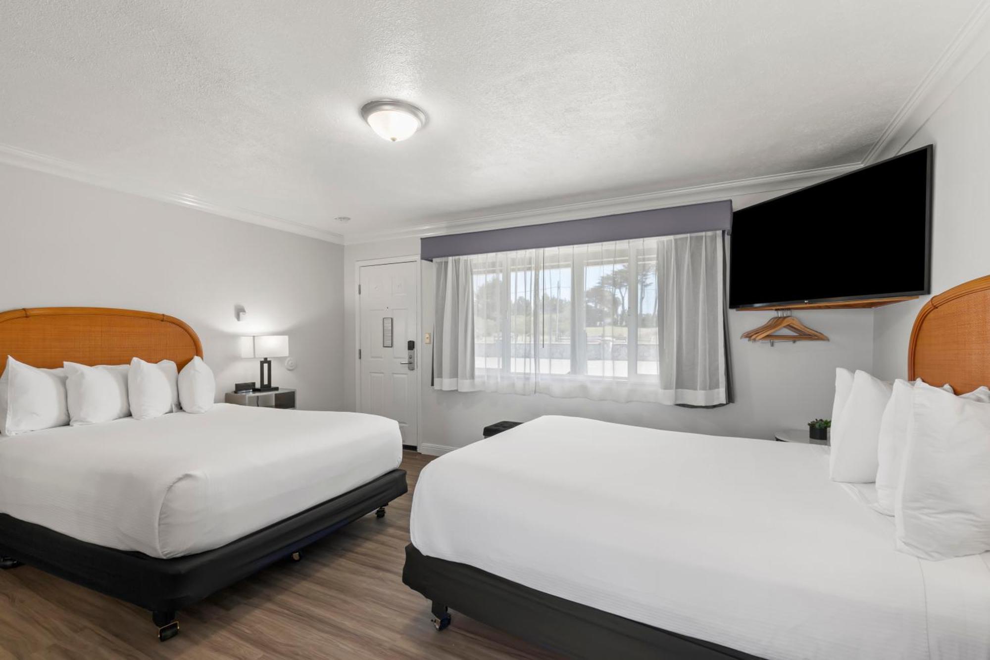 Kitchenette Room Ocean View Pet Friendly
