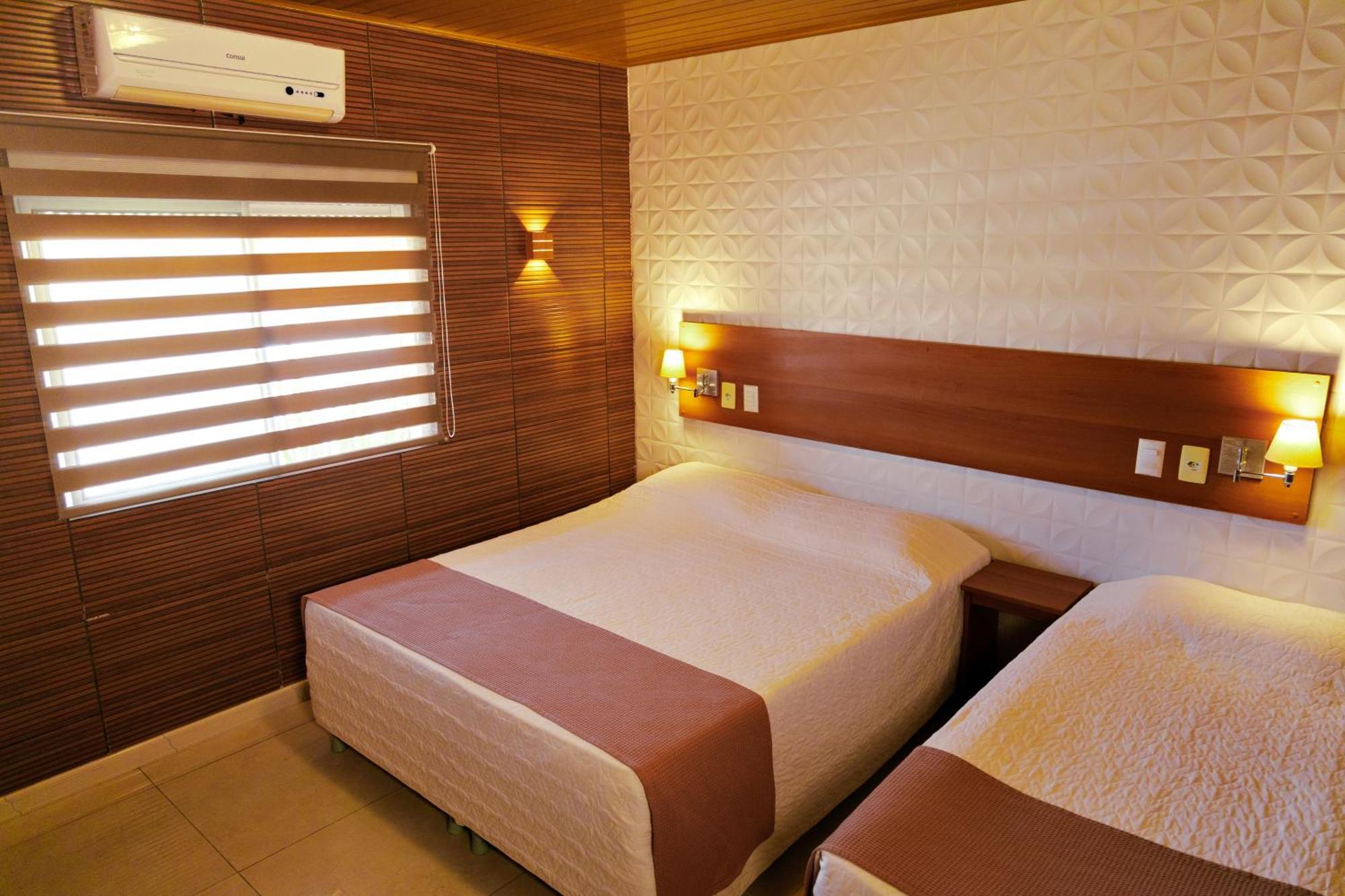 Quarto Triplo Econômico