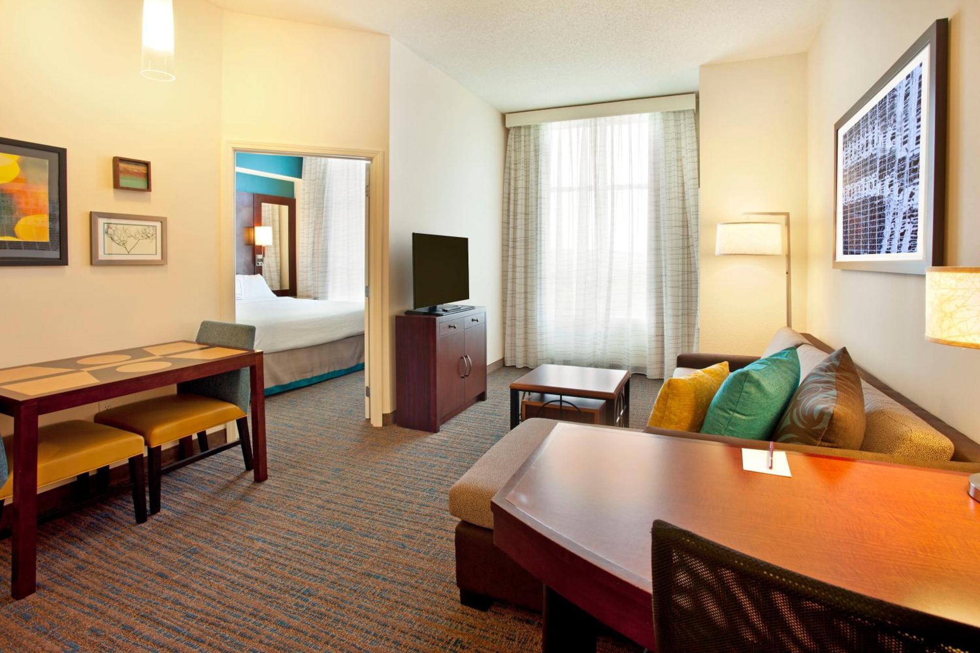One-Bedroom Suite
