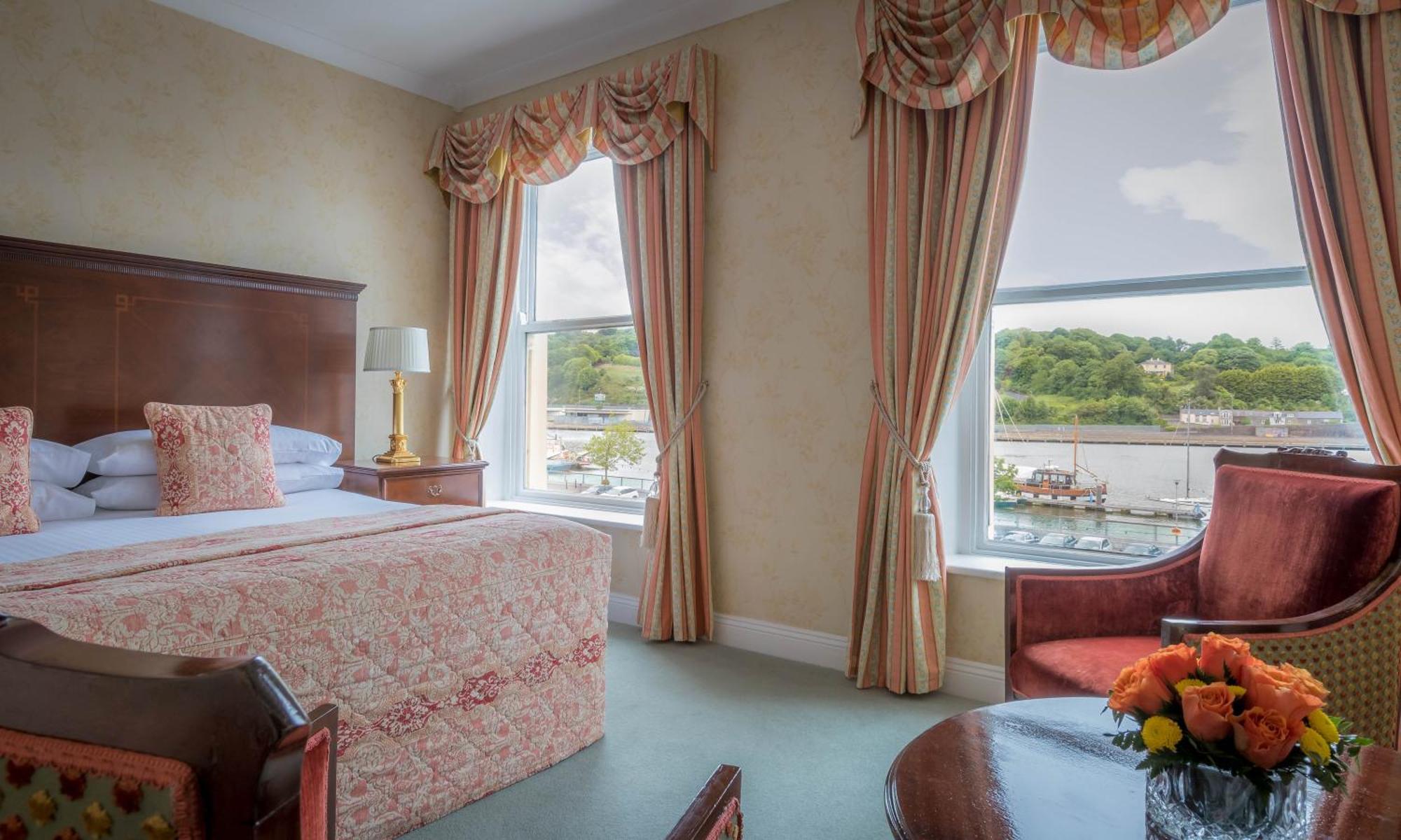 Kamer met Kingsize Bed
